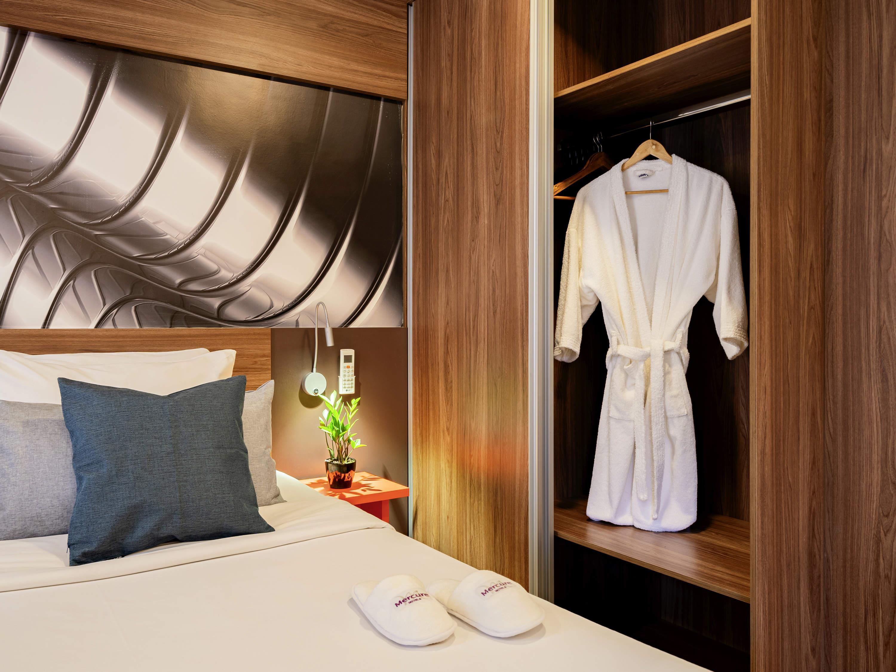 Double King Size Bed