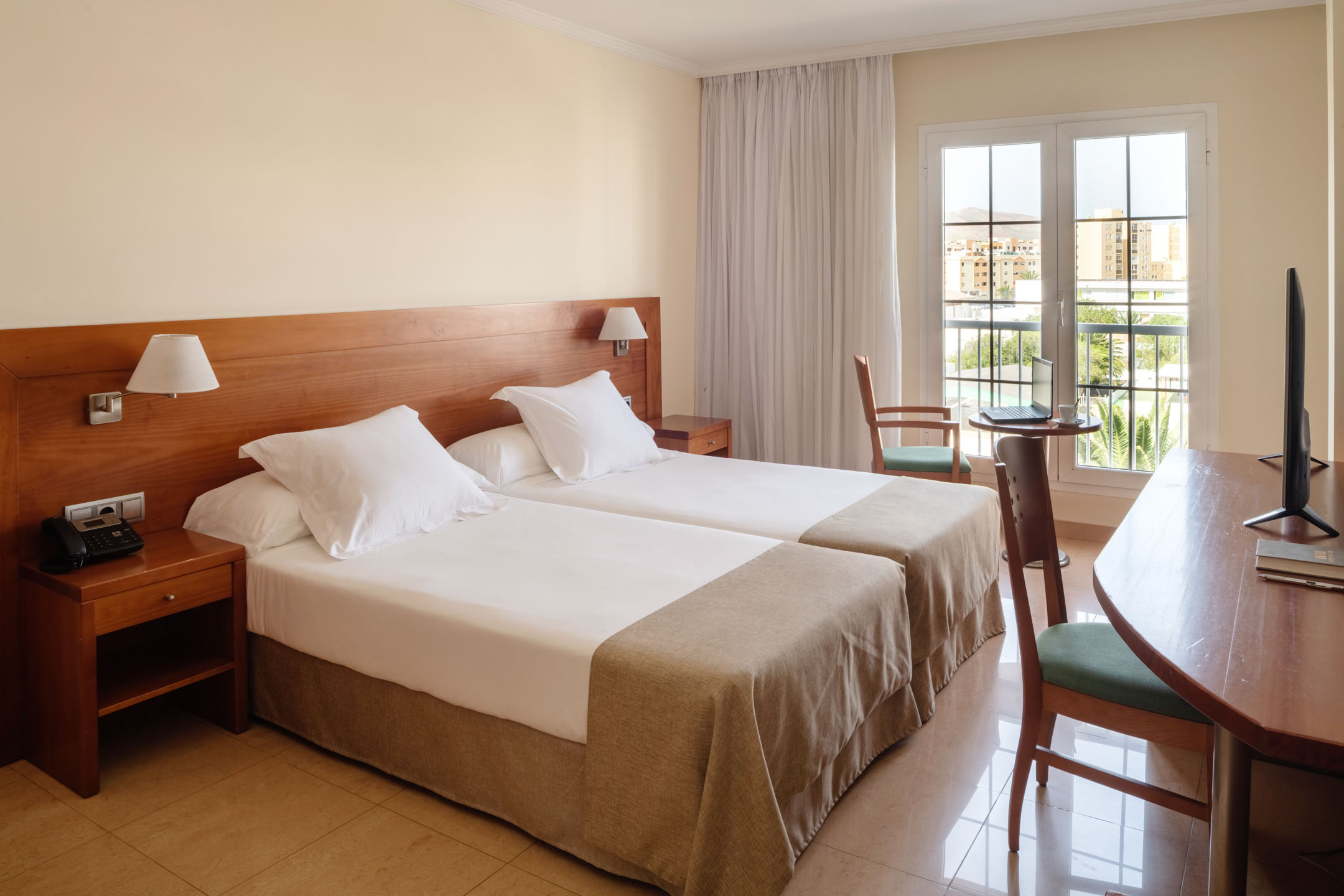 Double or Twin Standard