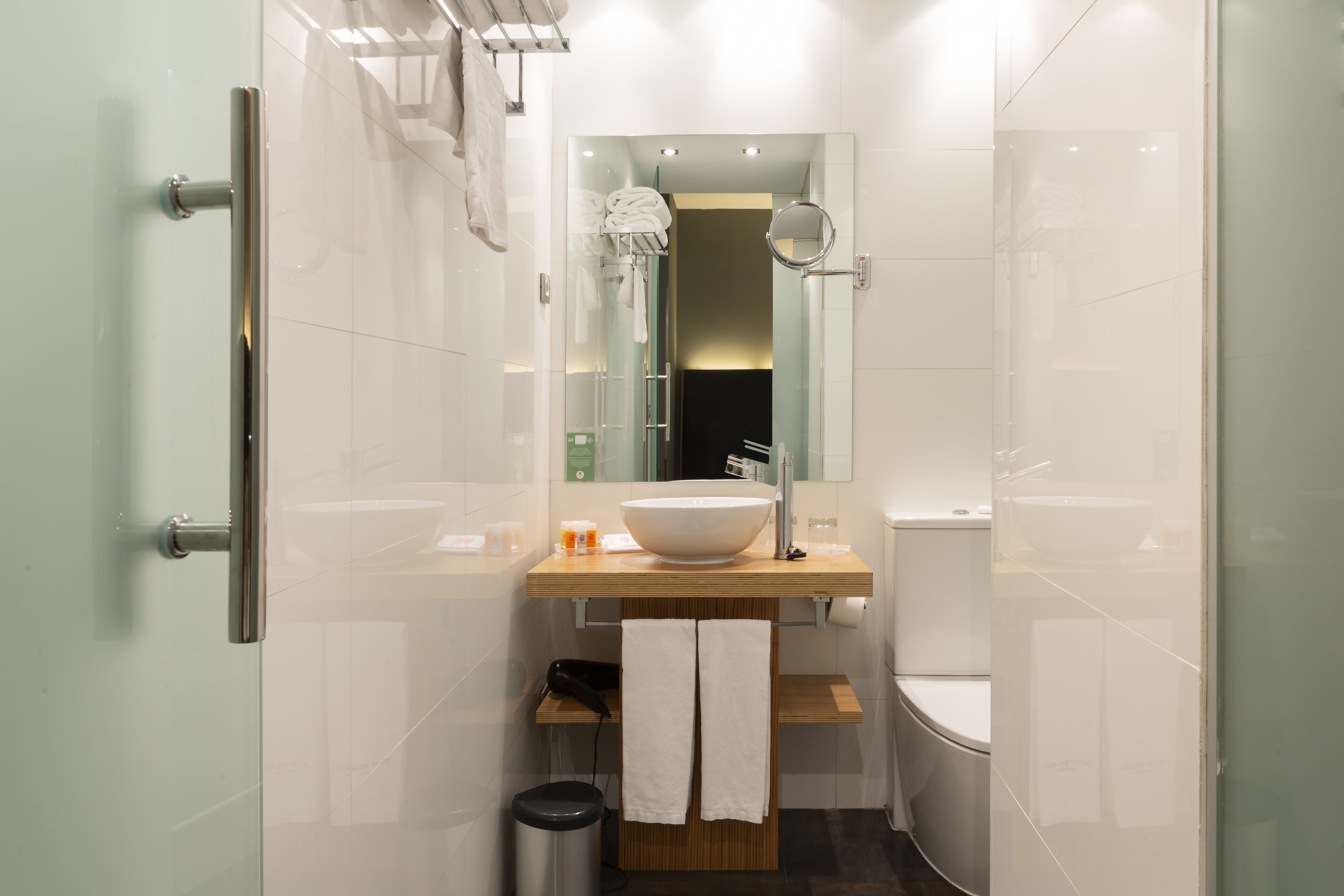 Double Single Economy