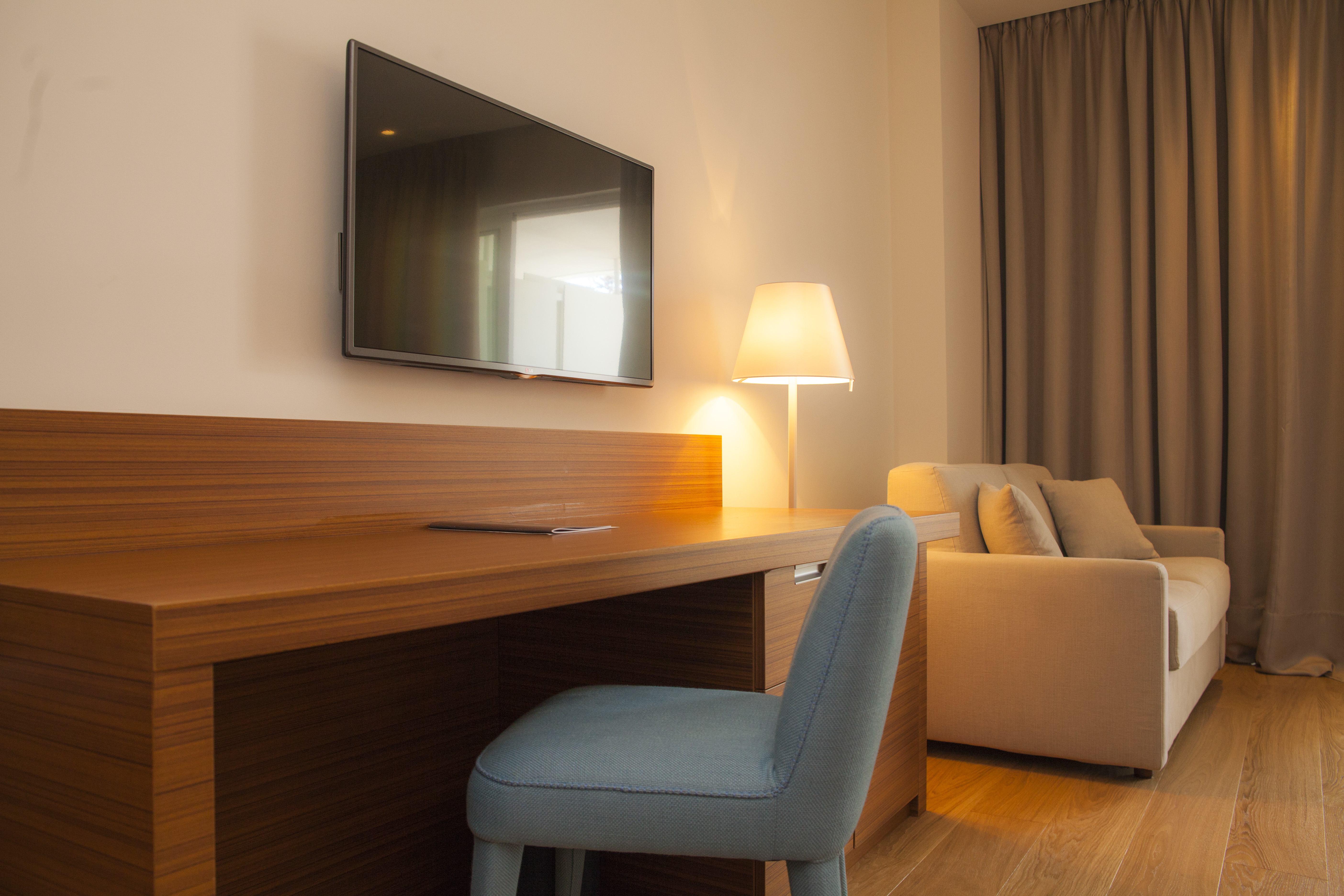 Twin Deluxe Side Sea View