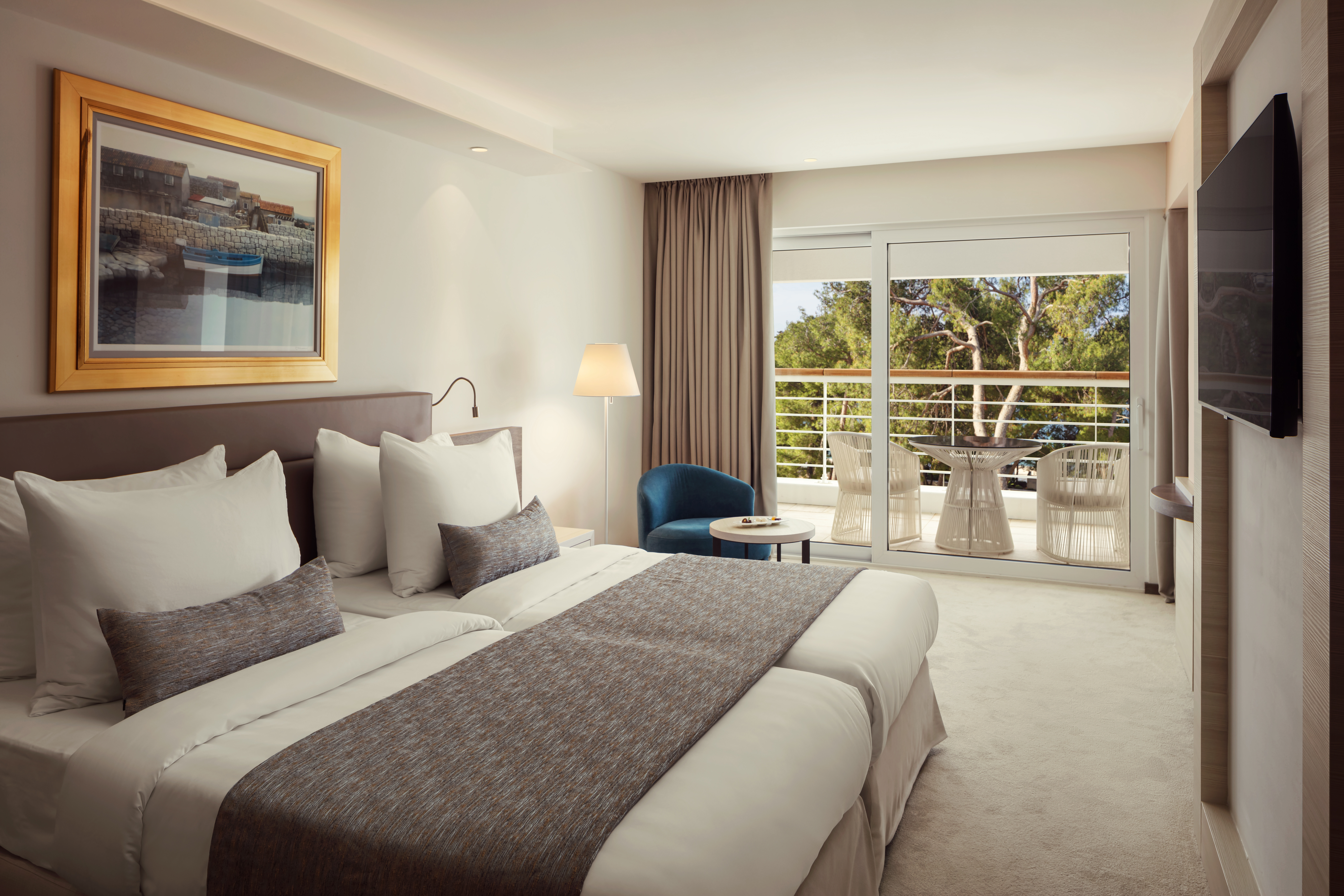 Double Superior Side Sea View