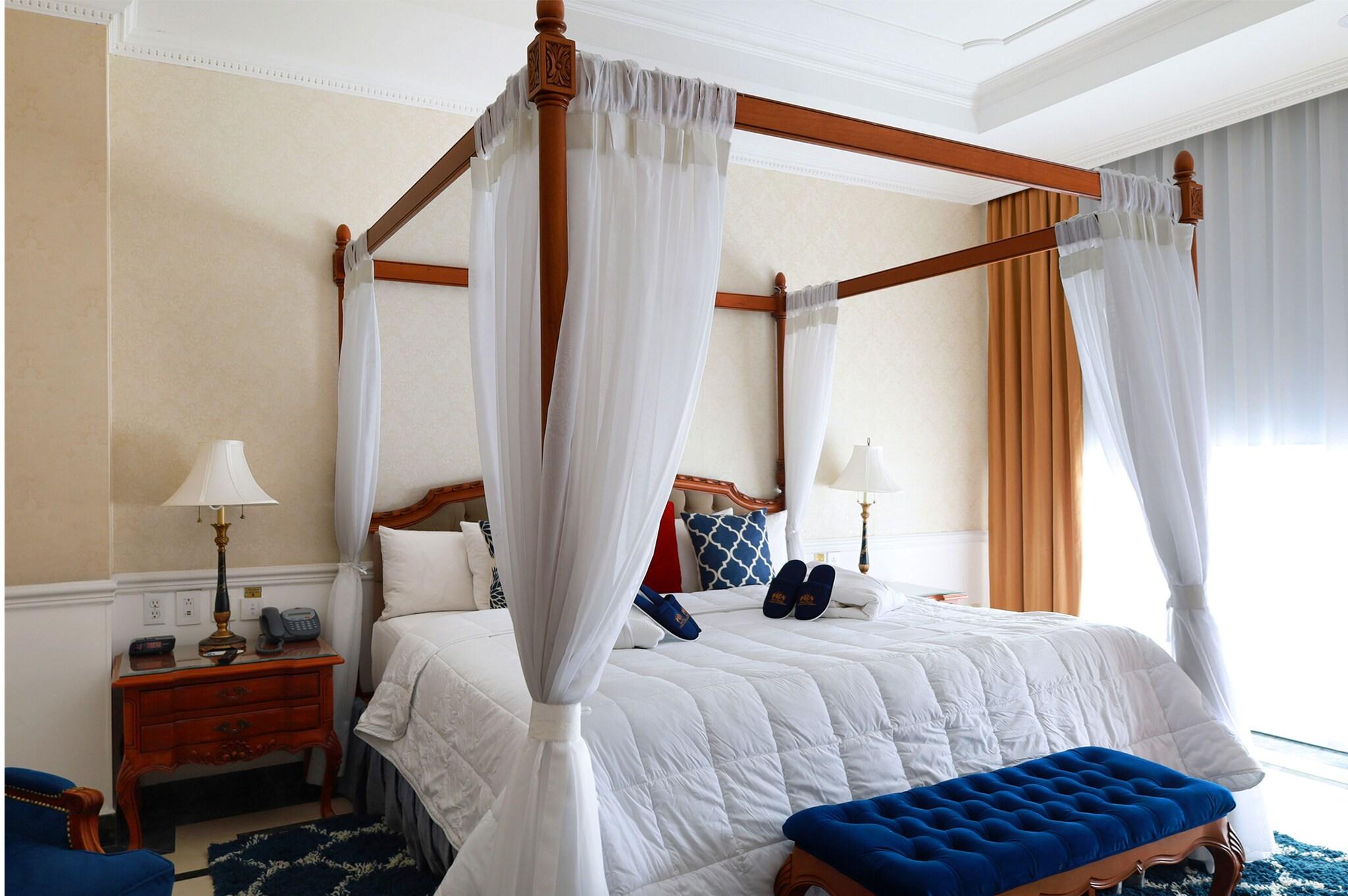 Junior Suite with Views