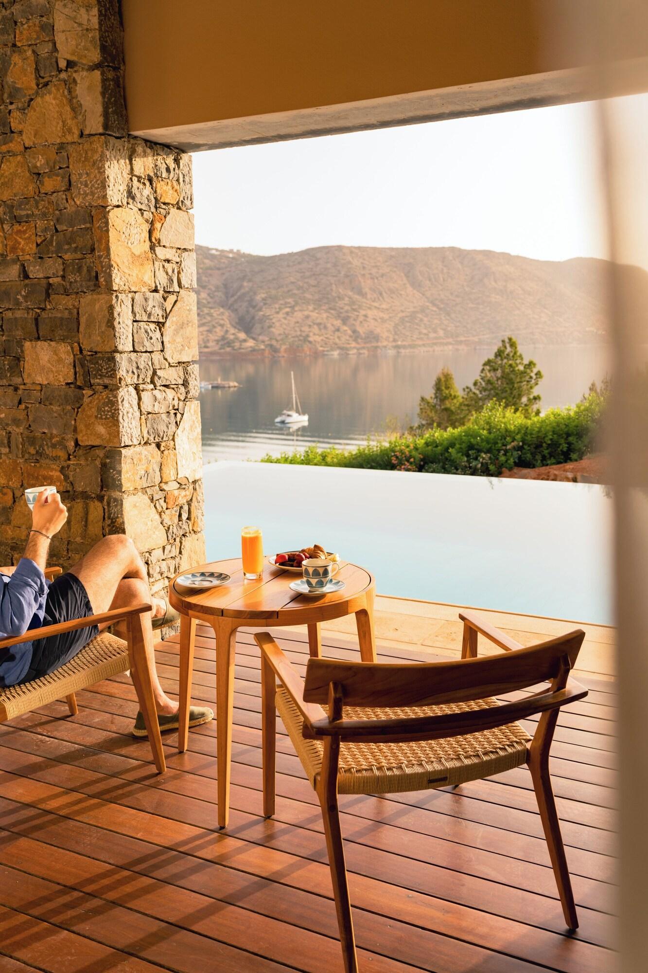 Suite Sea View with Private Pool