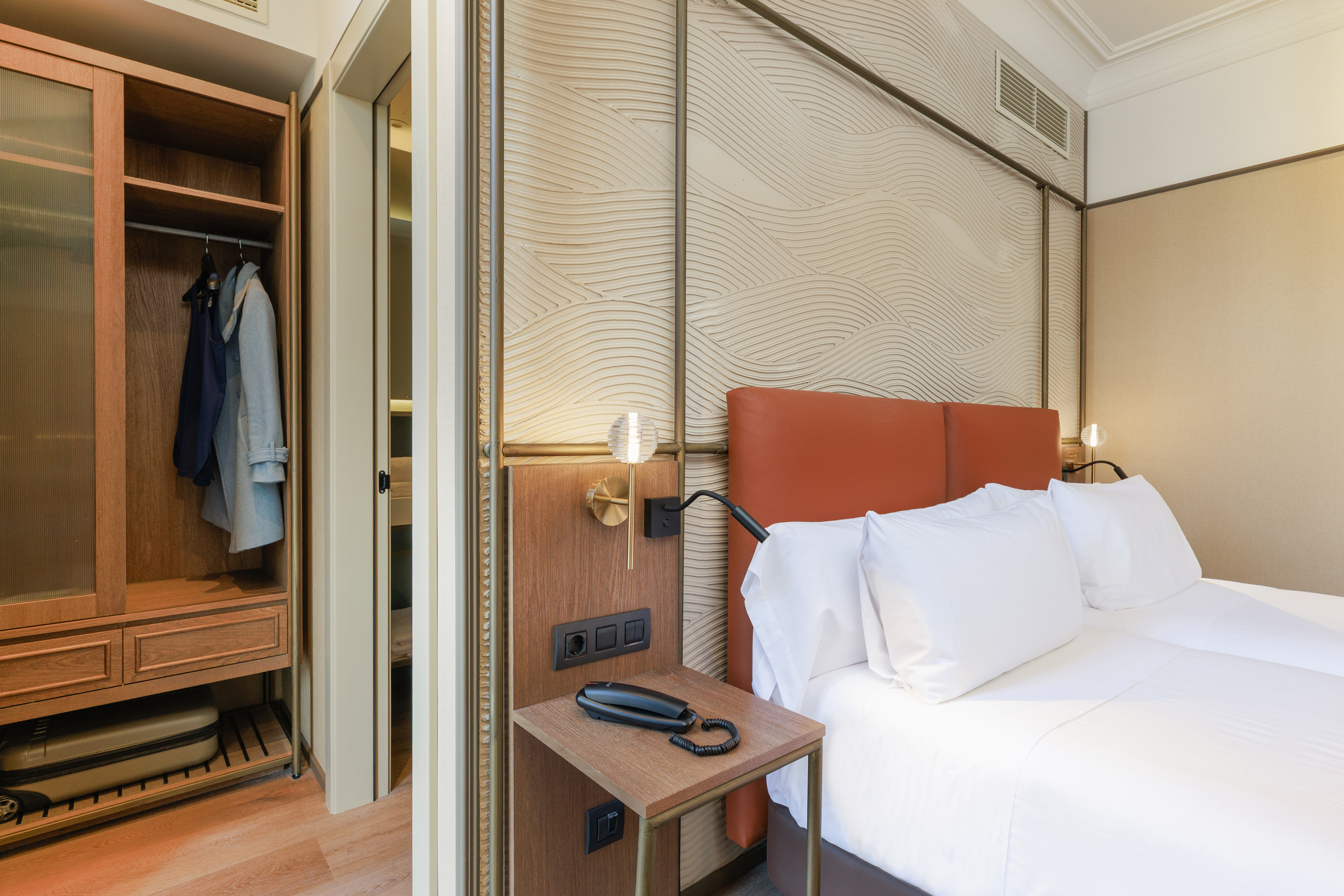 Double Single Superior