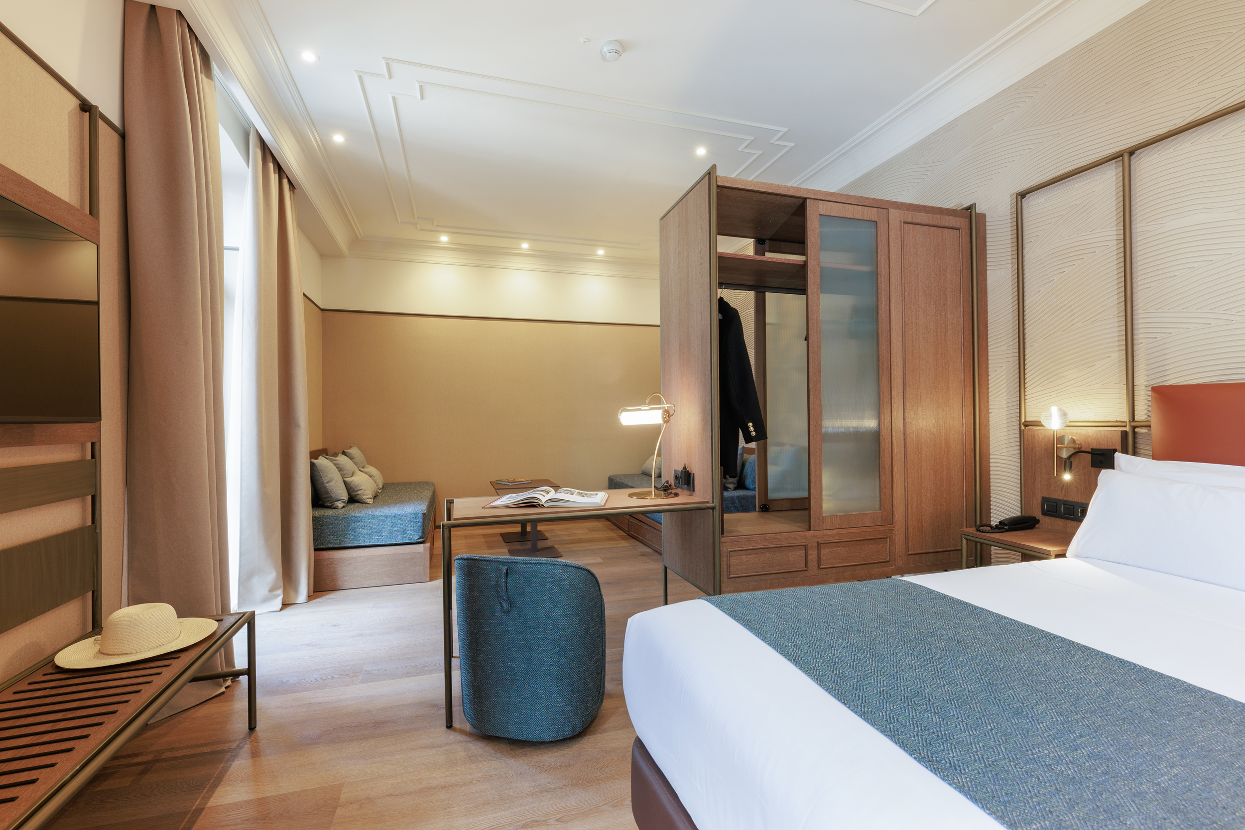 Double Single Premium