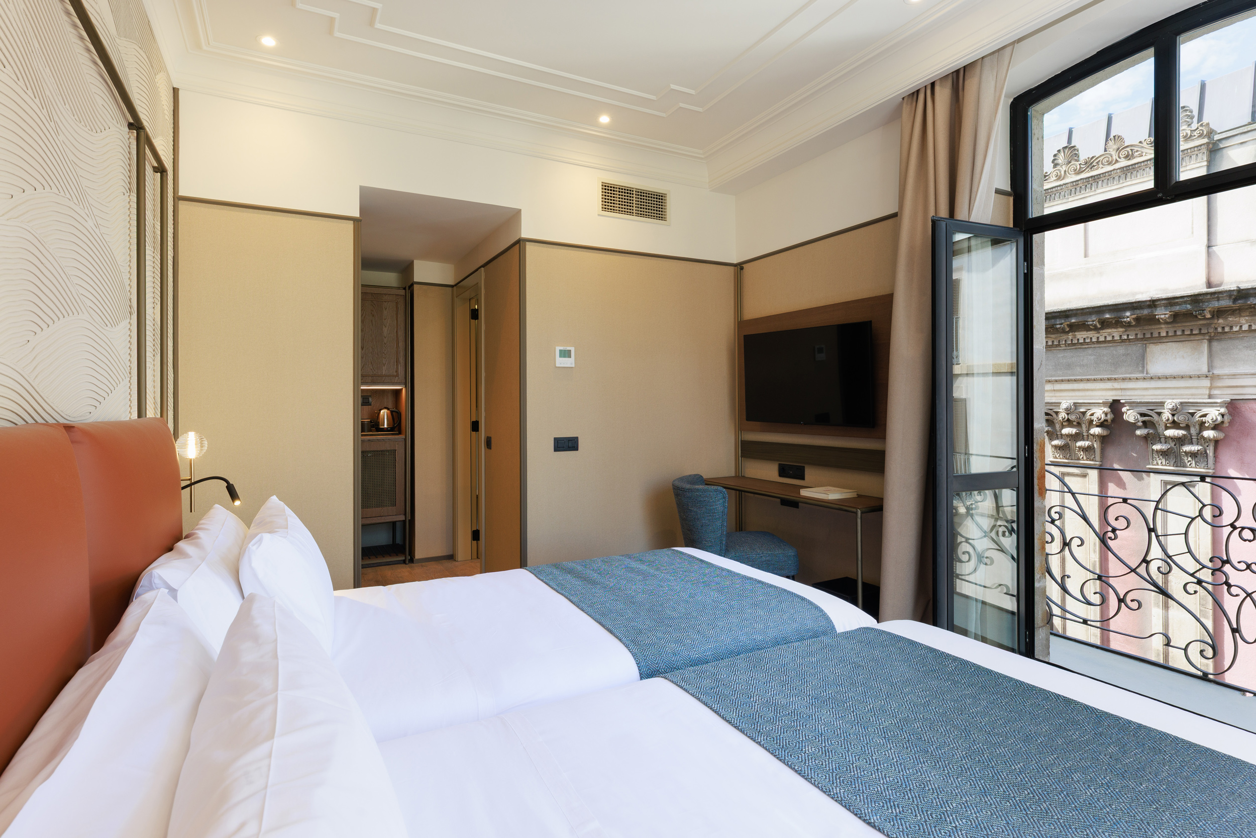 Double or Twin Superior