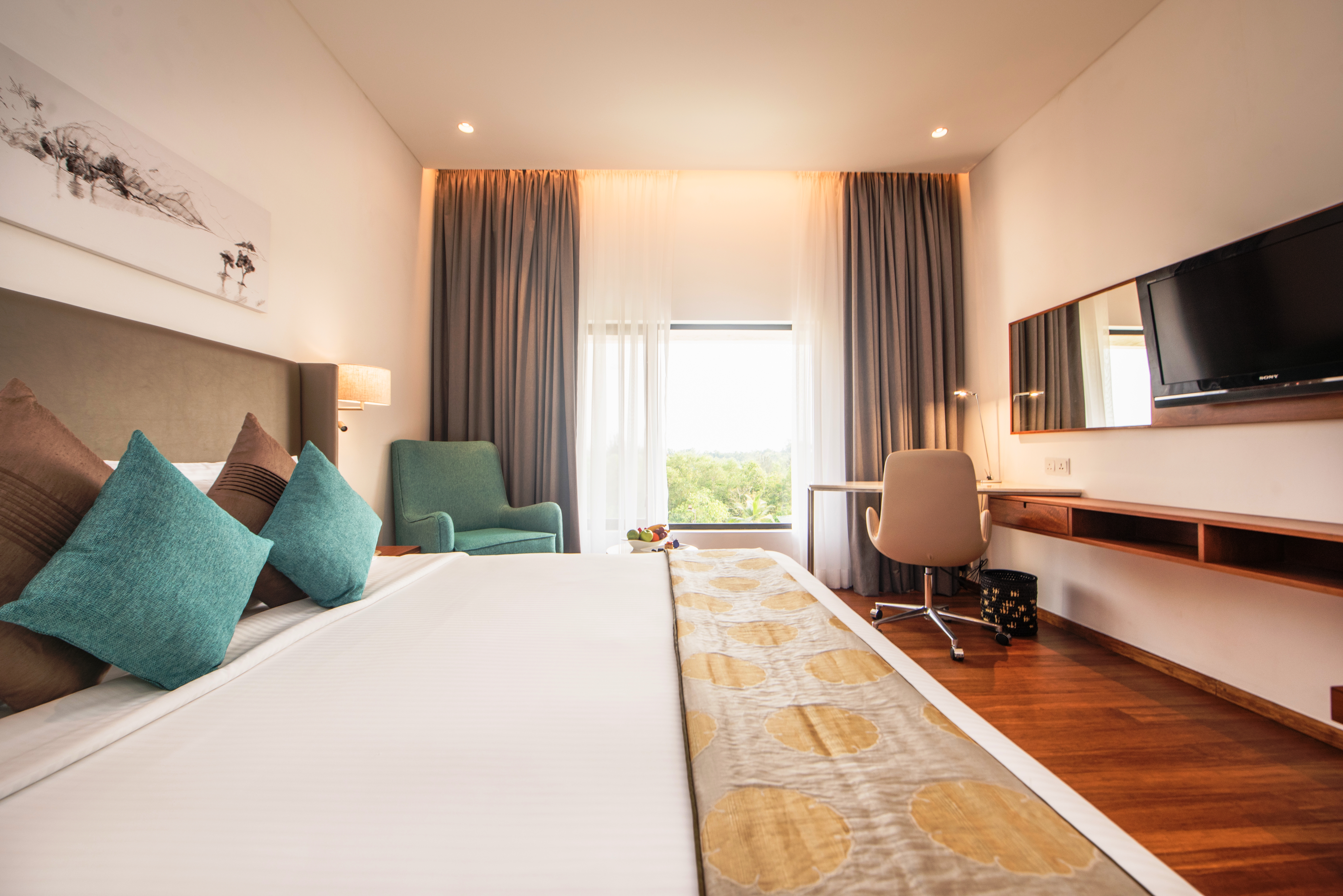 Double Deluxe King Bed