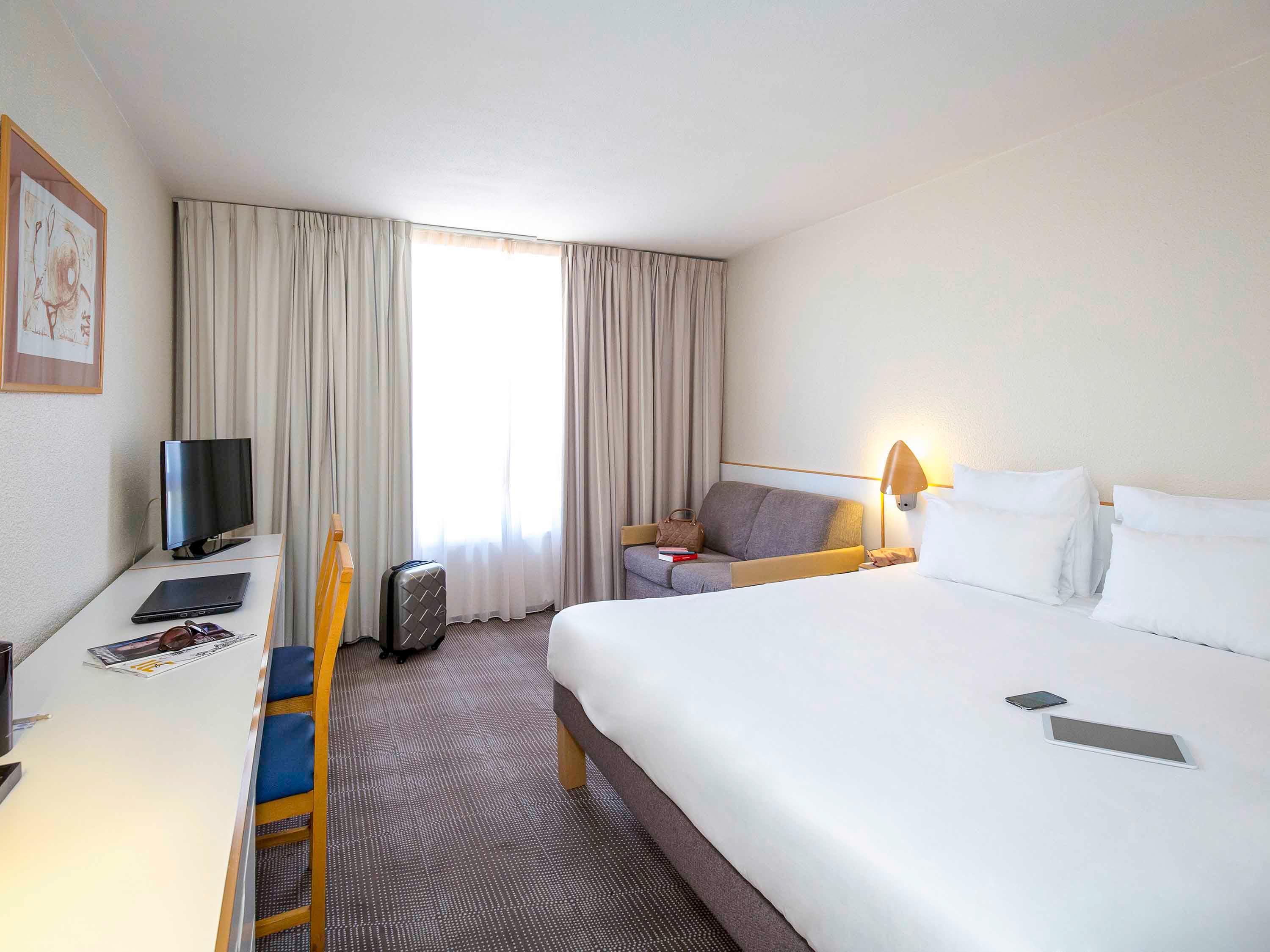 Double or Twin Standard