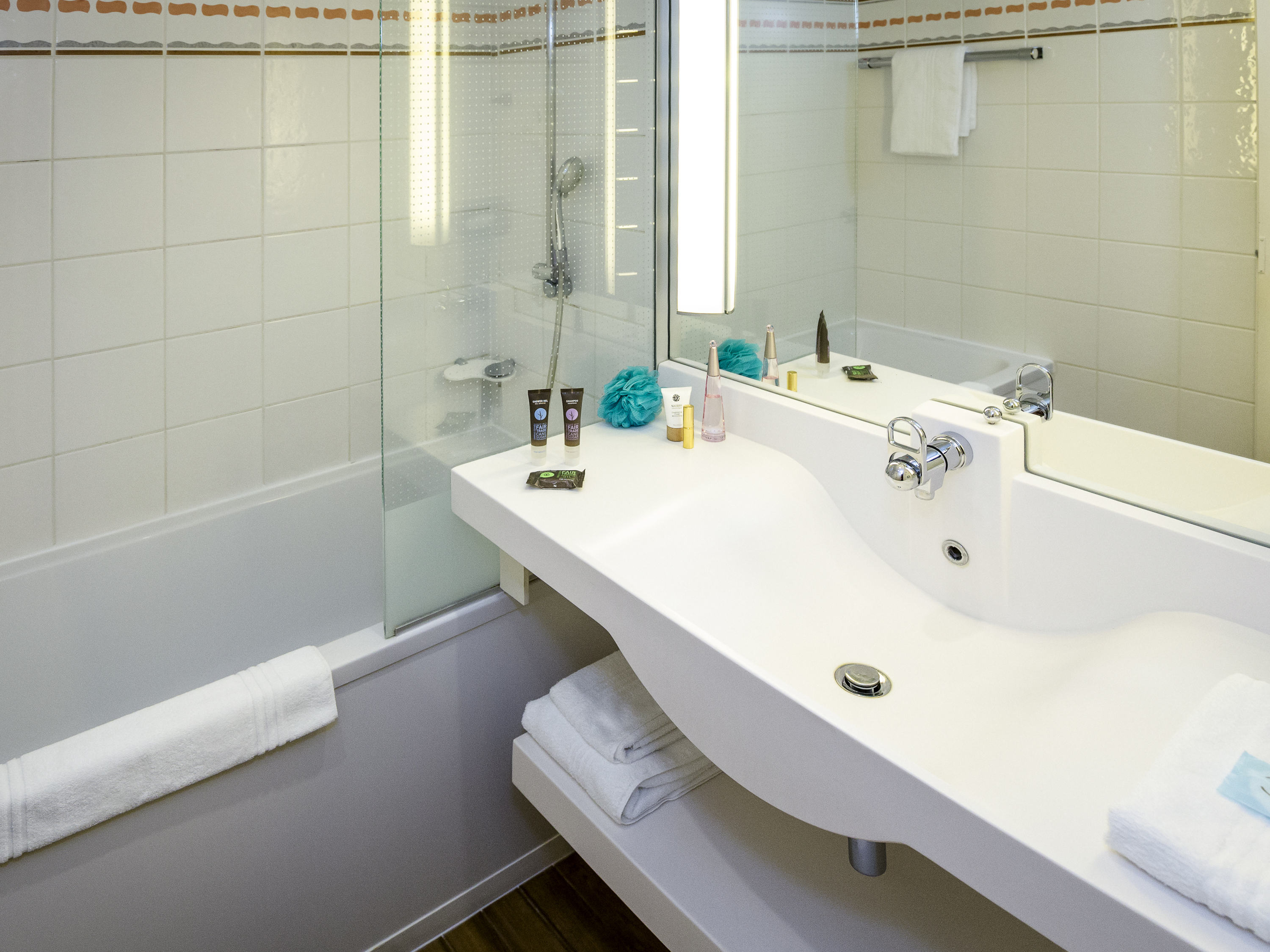 Double Classic Double Bed