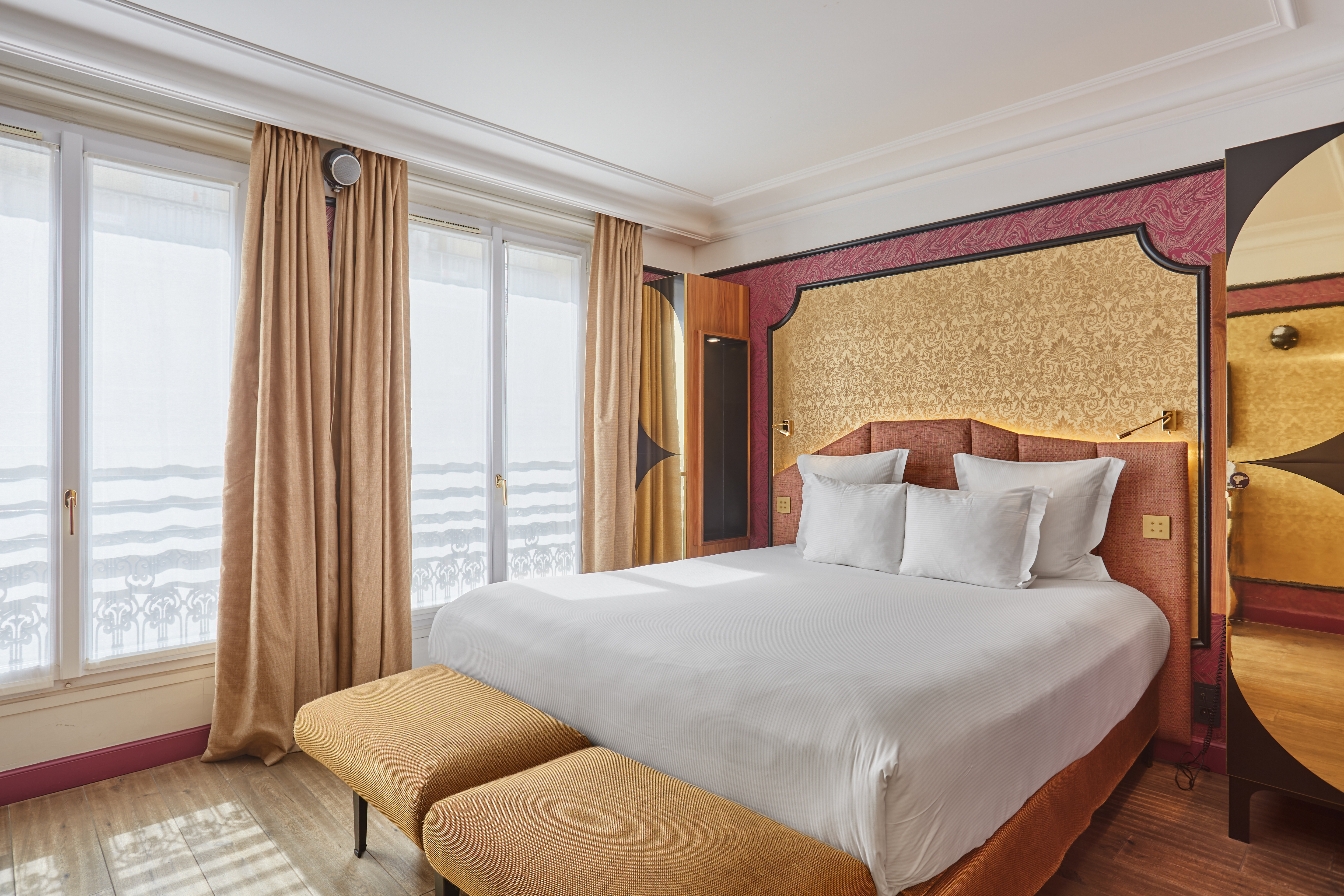 Double or Twin Superior