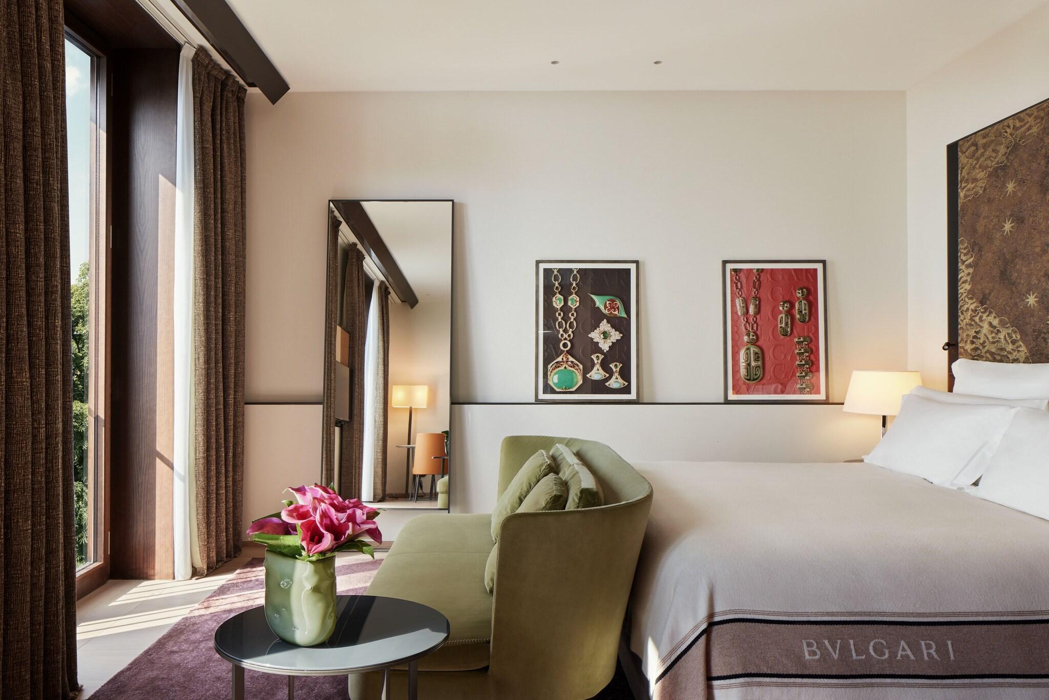 Junior Suite Garden View King Bed