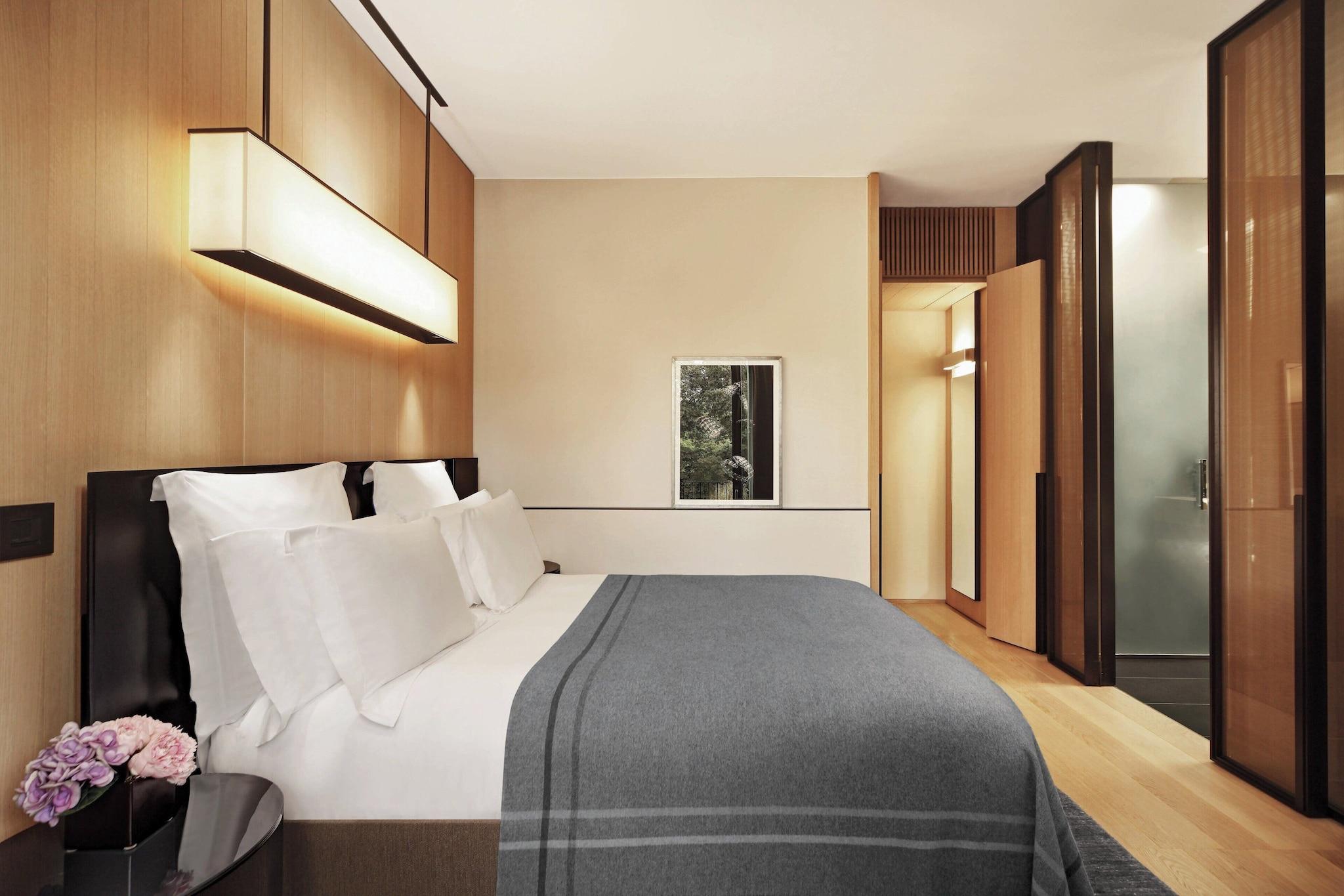 Double Deluxe Two Beds