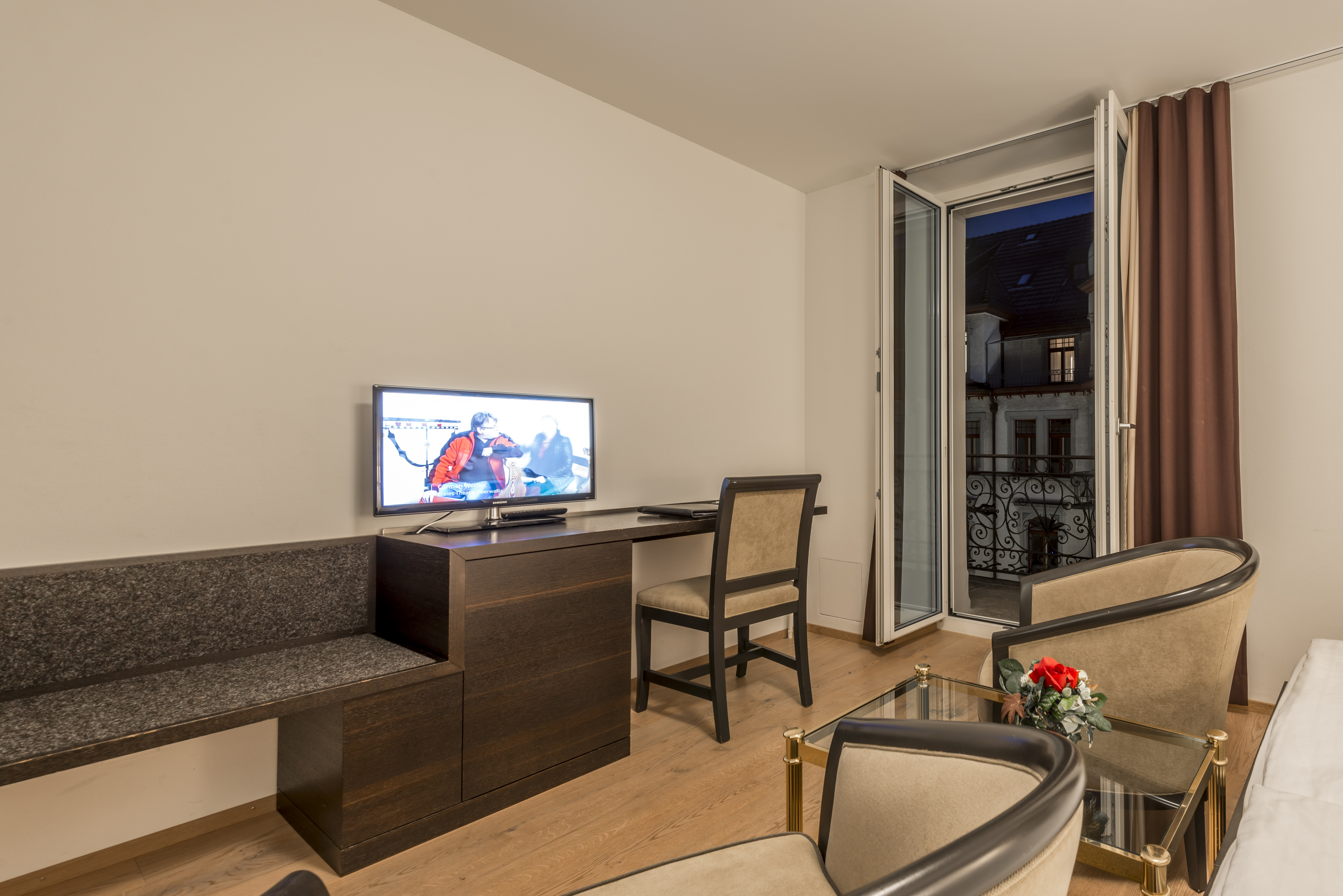 Double Single Superior