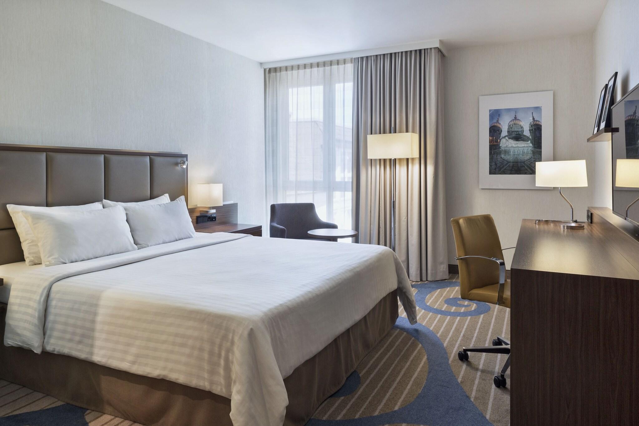 Double King Size Bed