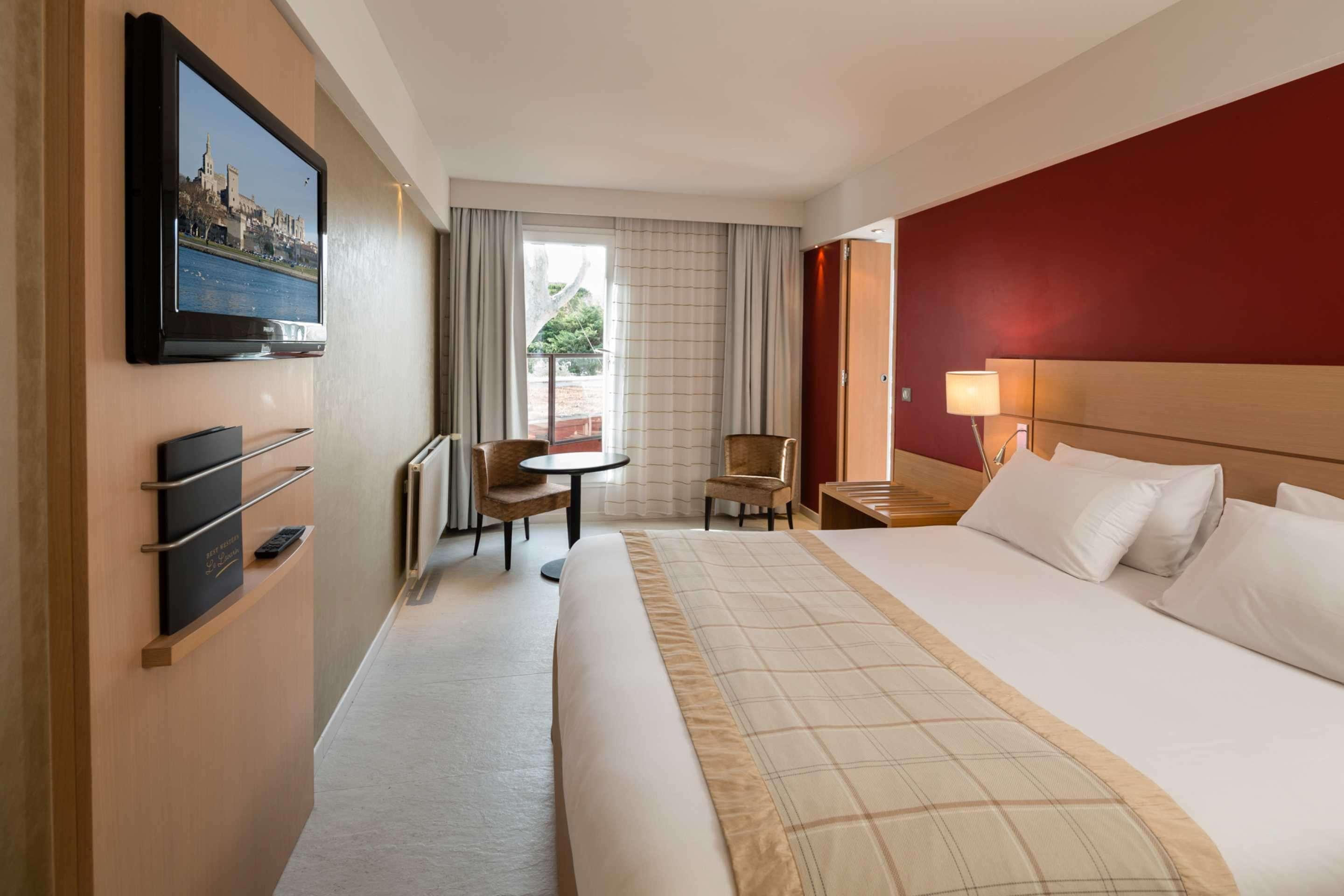 Double Executive King Bed