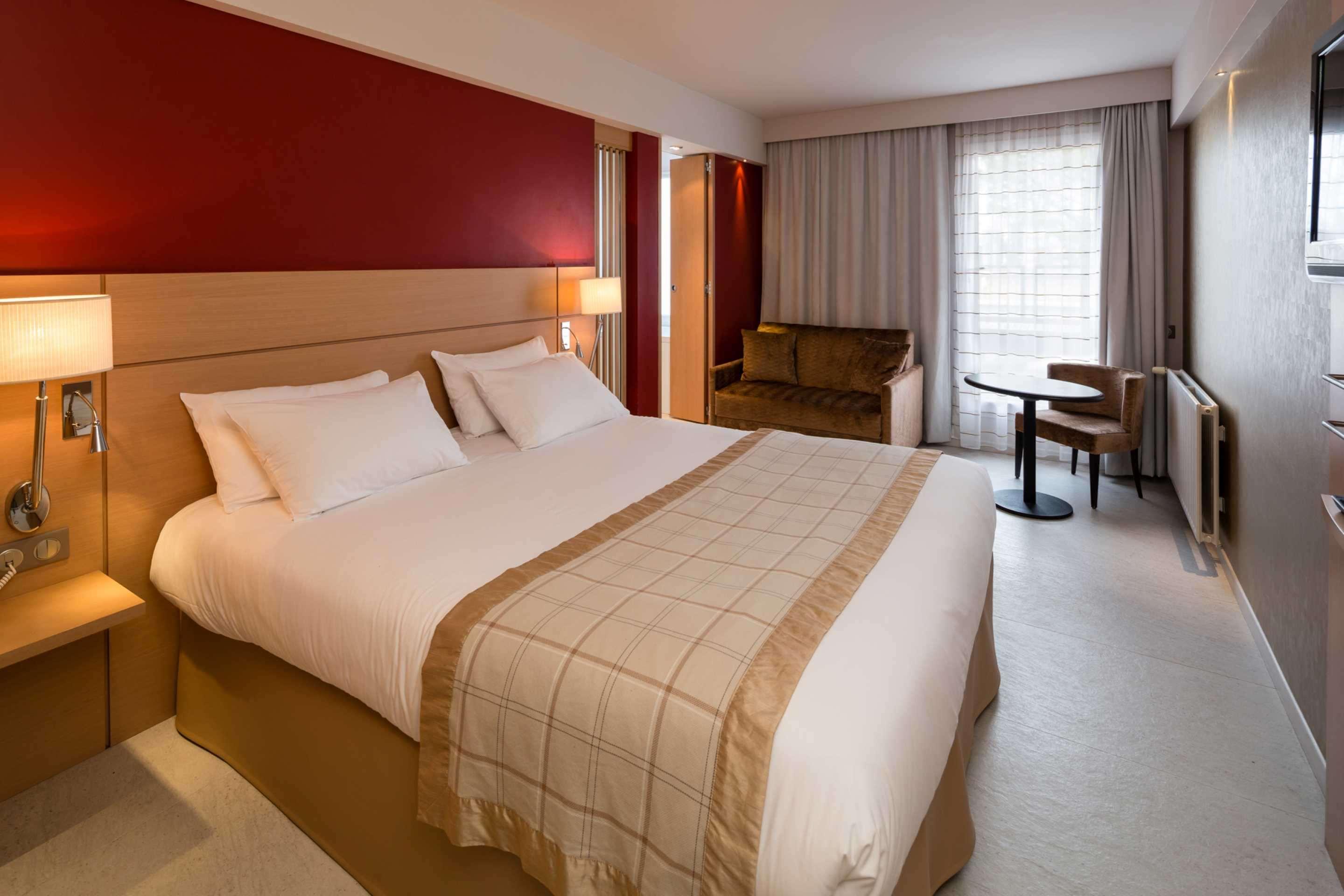 Double Executive King Bed