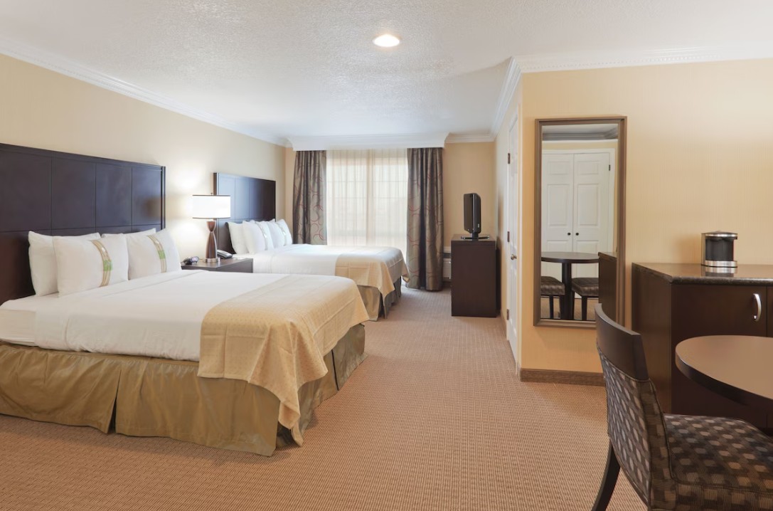 Suite Accessible-two Queen Beds