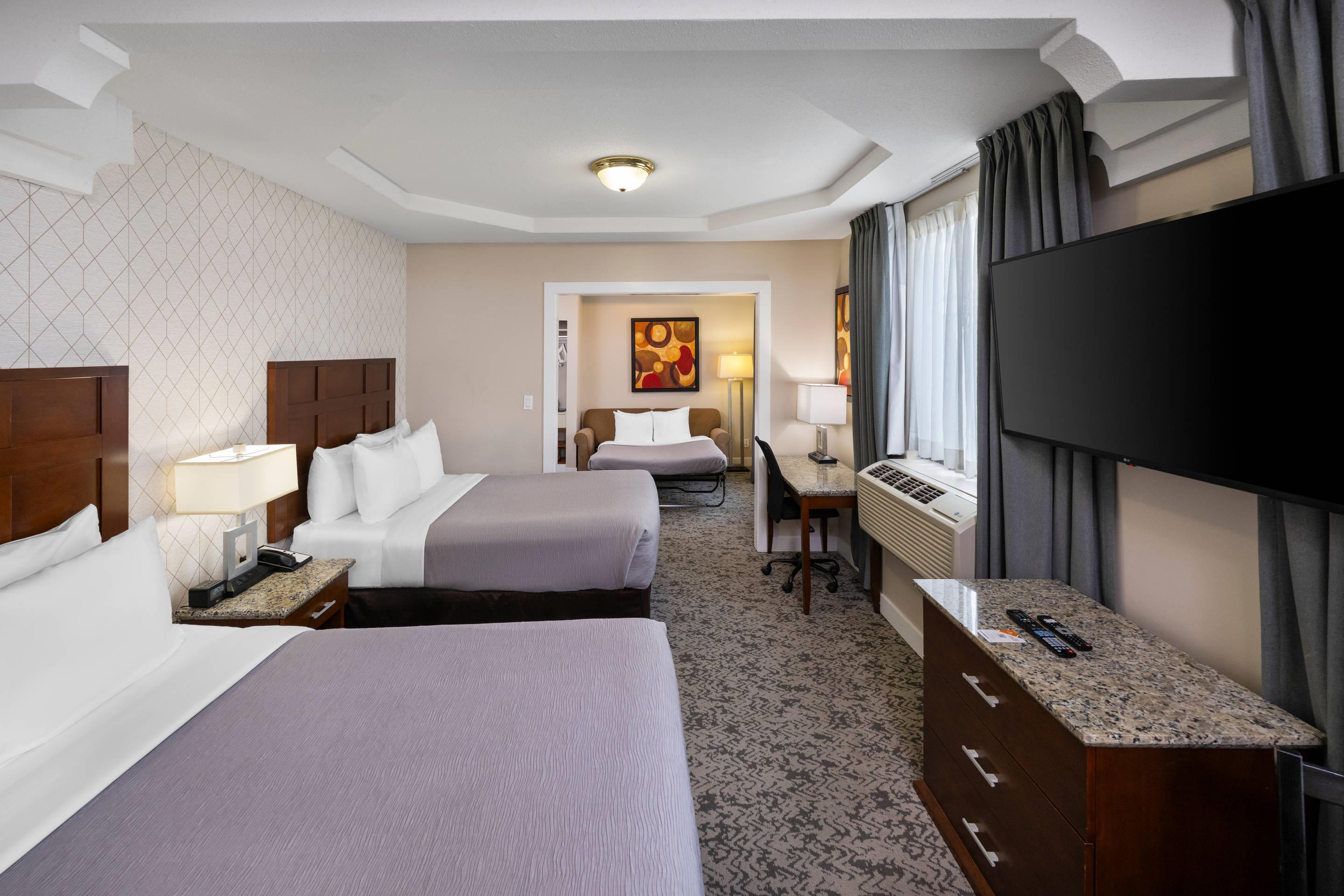 Suite Two Double Beds Non Smoking