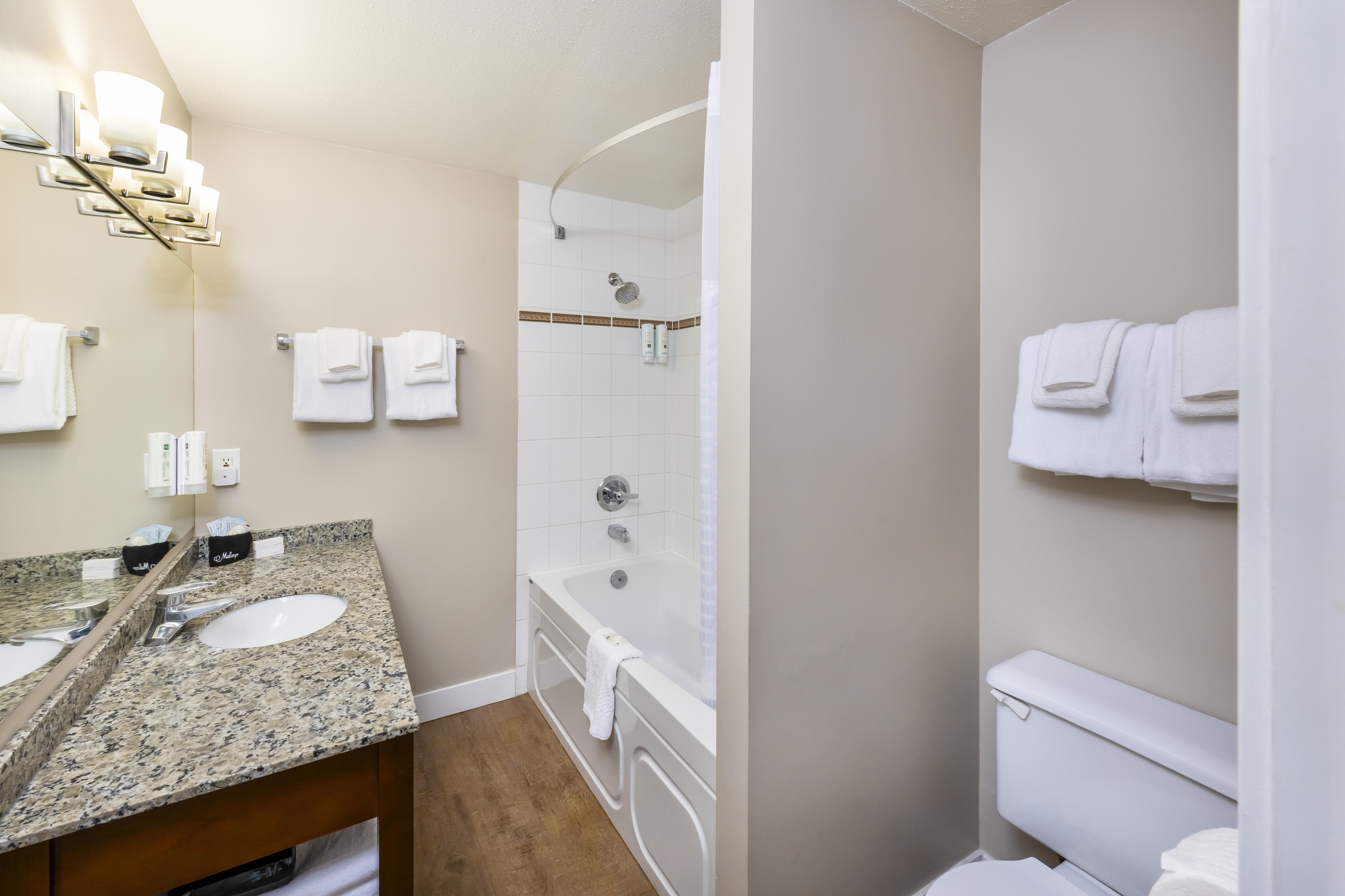 Room Two Double Beds