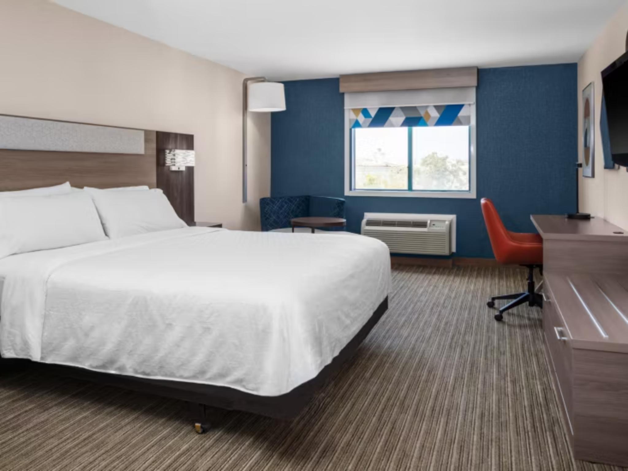 Double King Size Bed