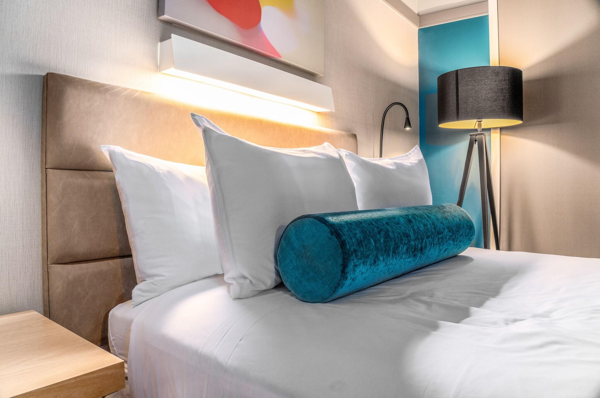 Double Queen Size Bed