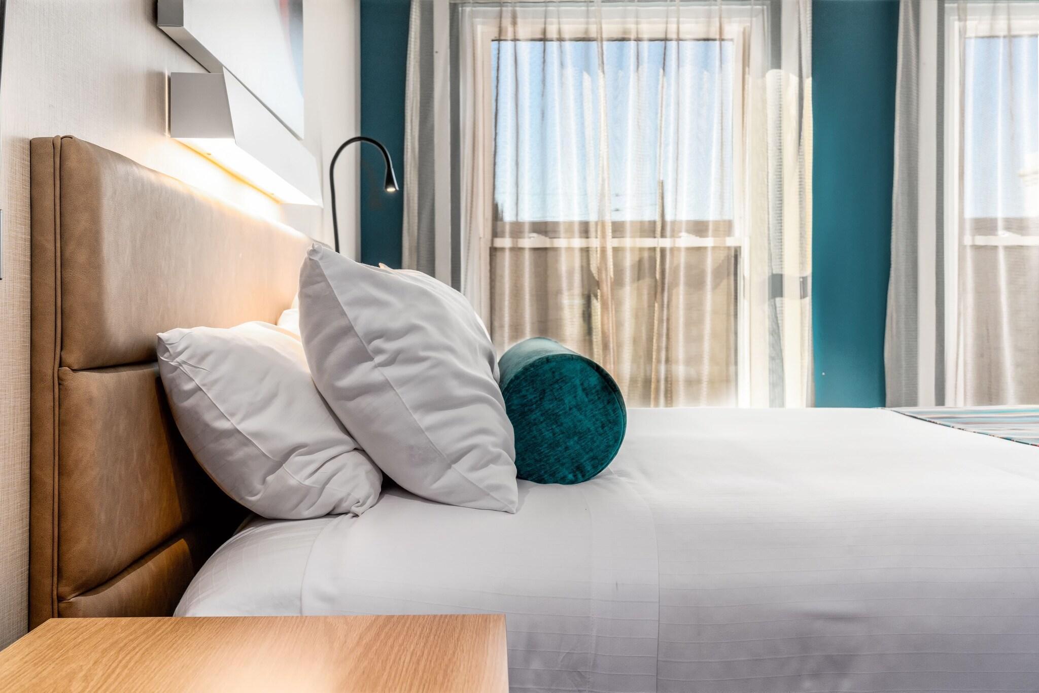 Double King Size Bed