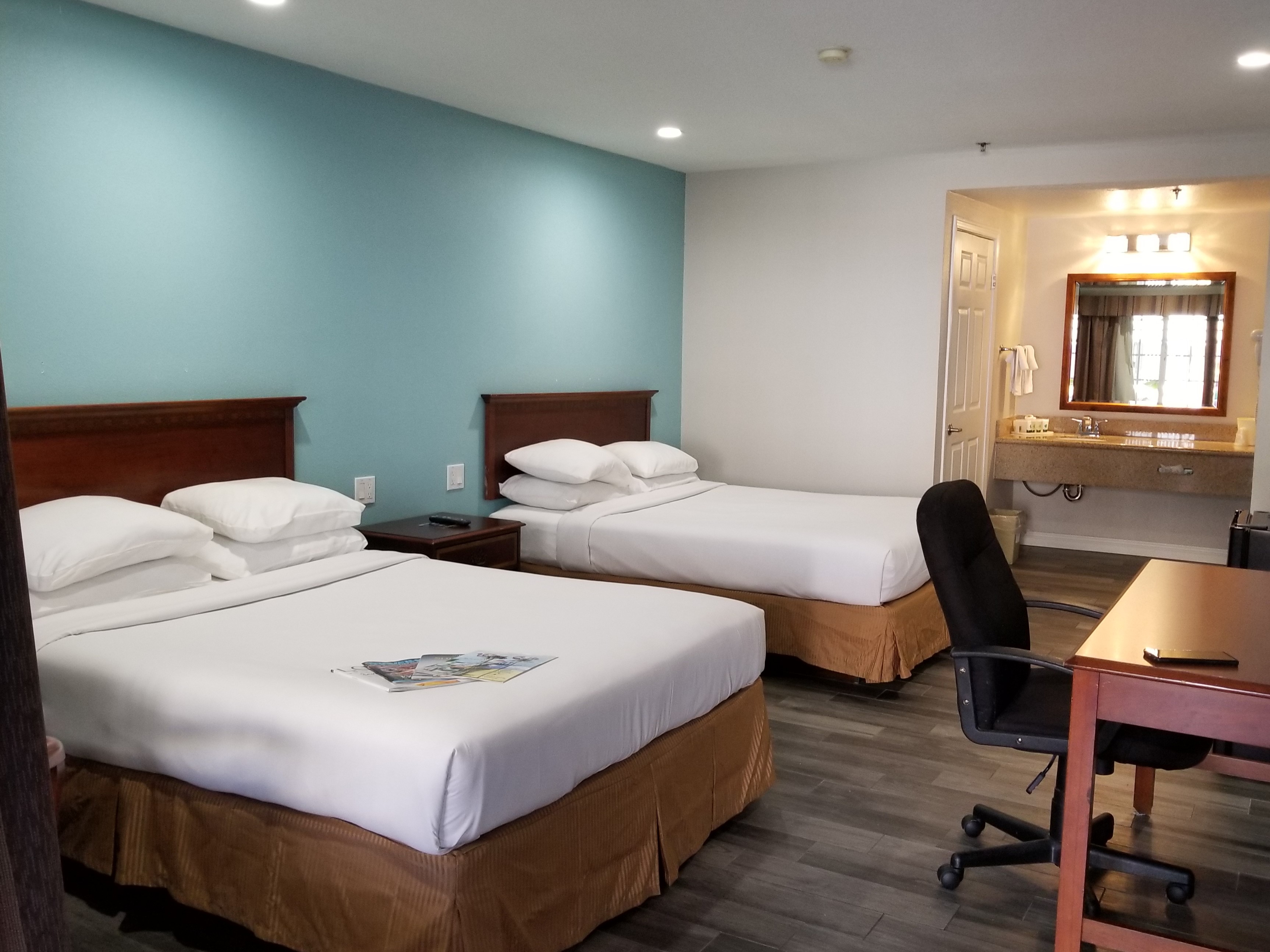 Double Two Queen Beds