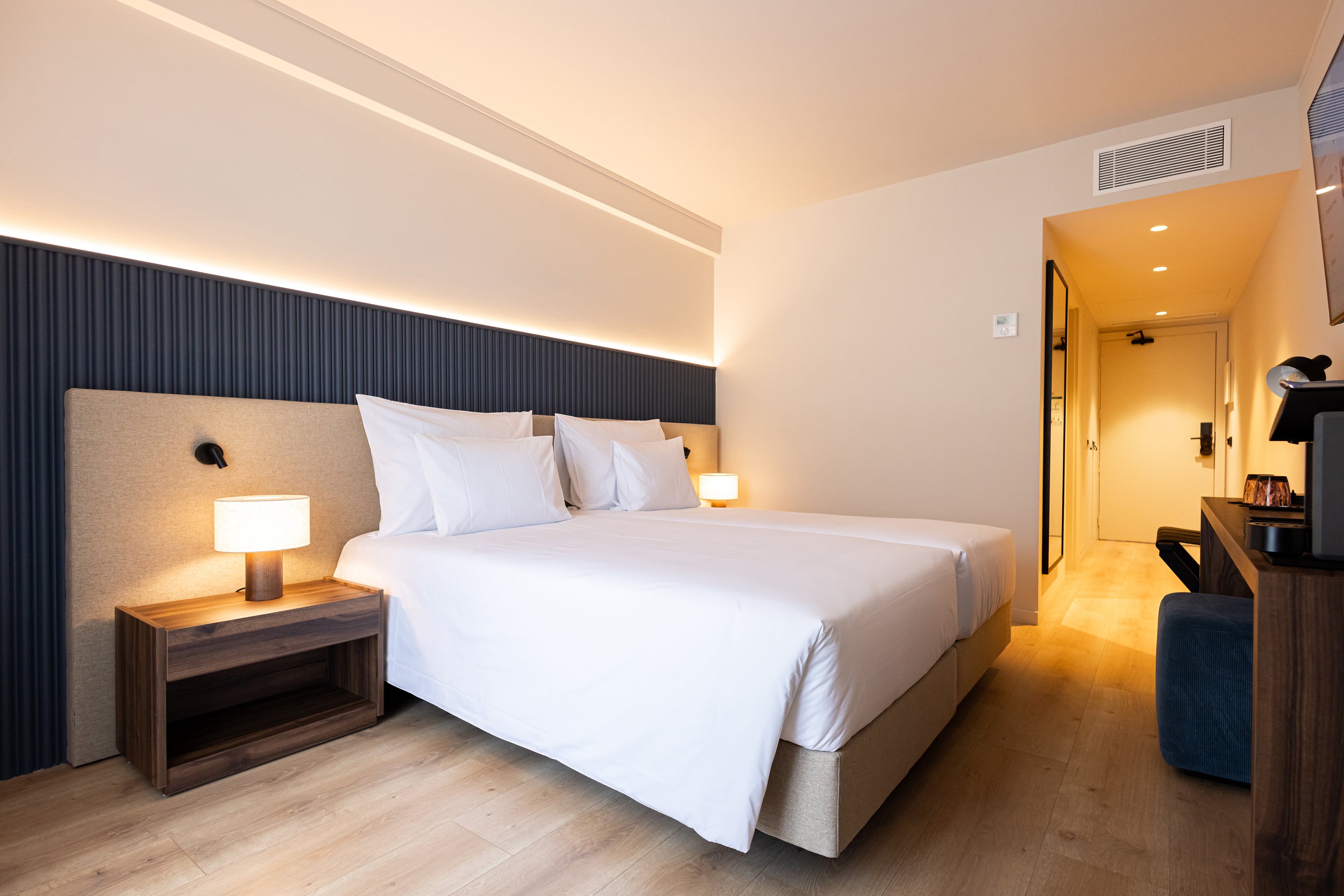 Twin Two Beds