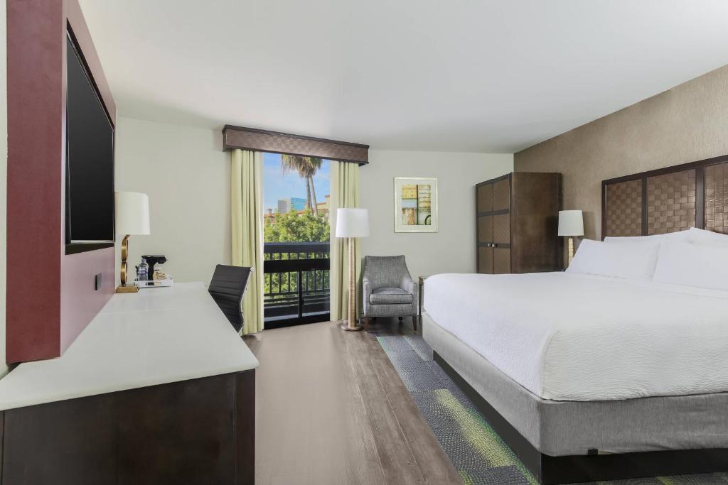 Double King Size Bed