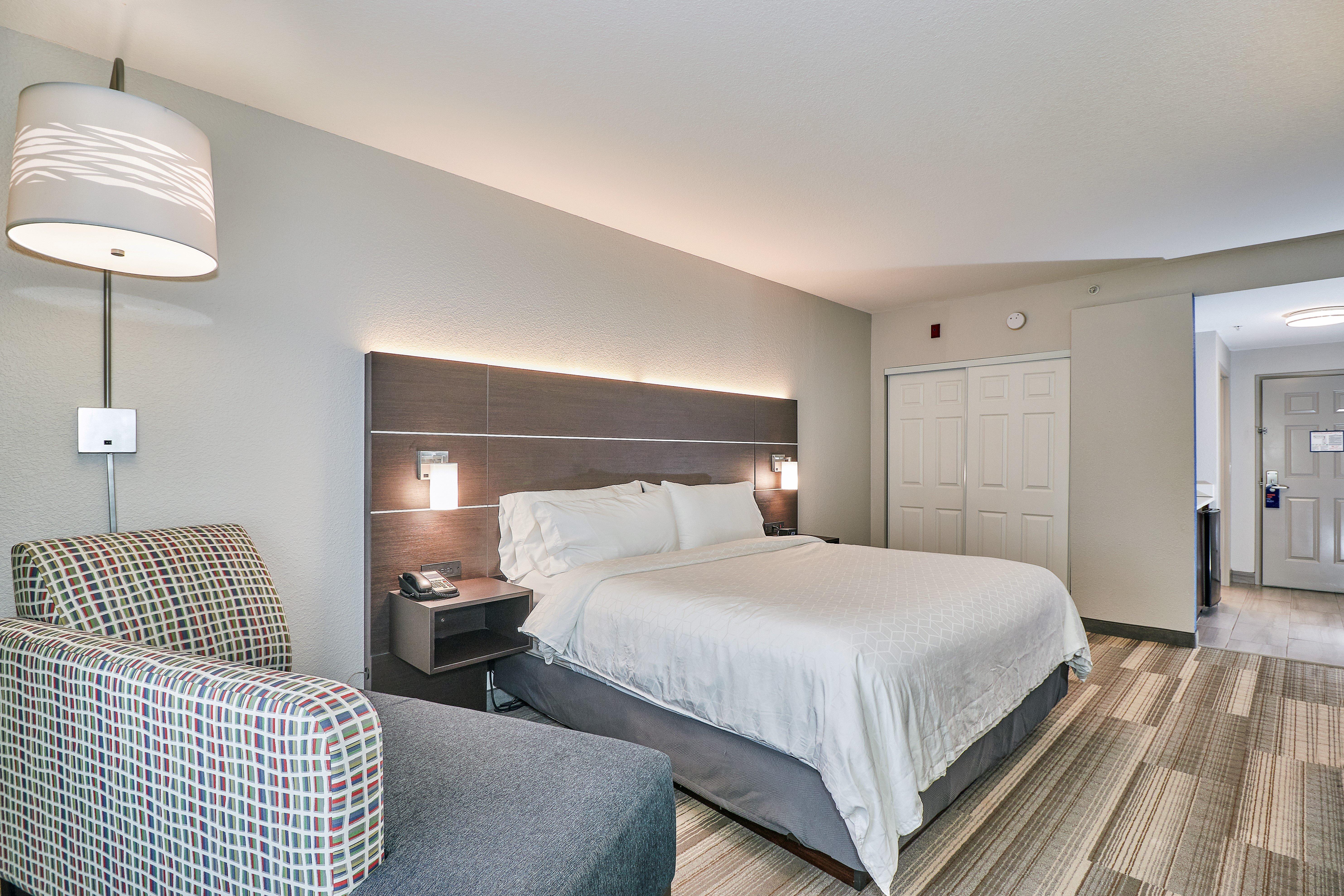 Double King Bed Non Smoking