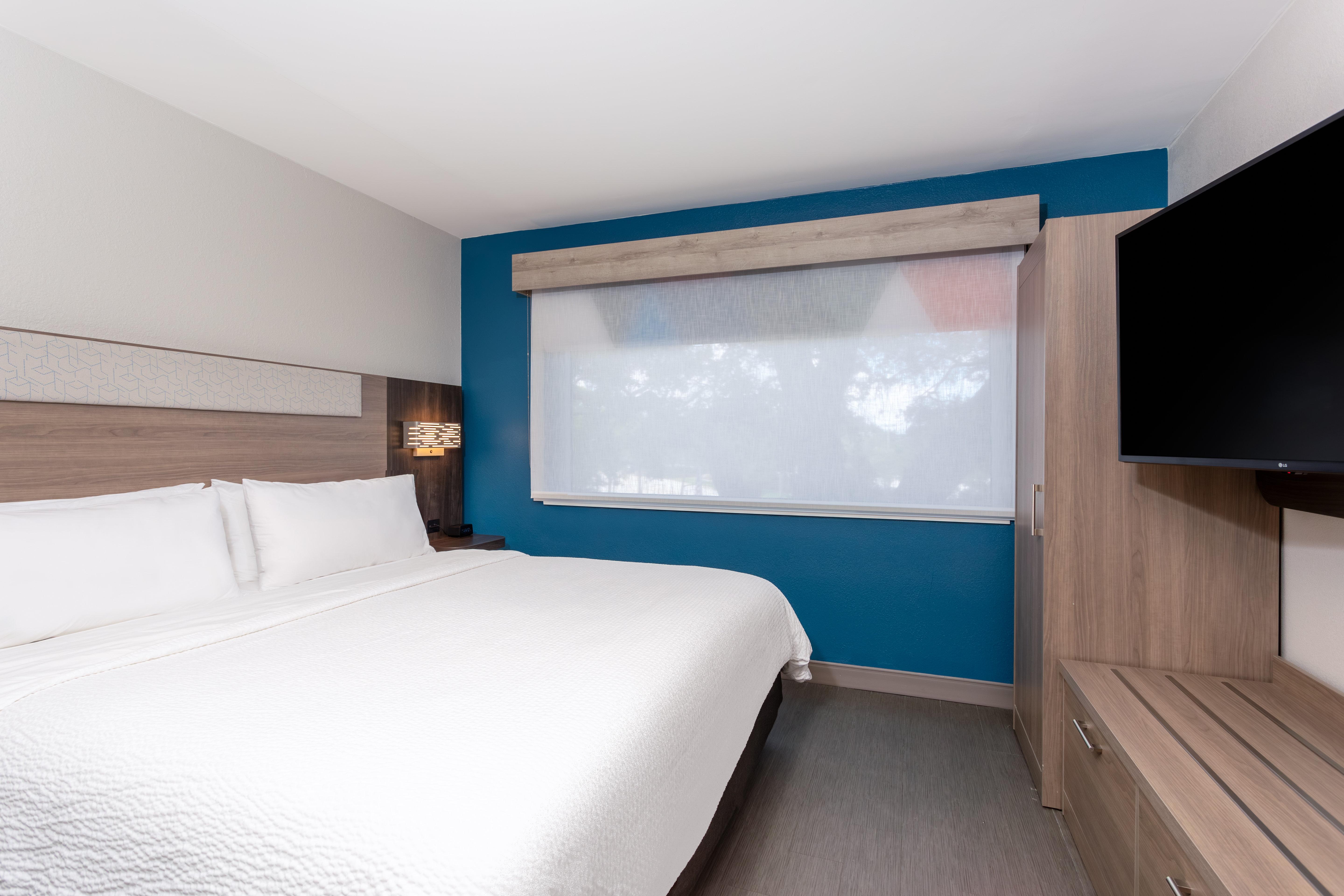 Double Accessible King Size Bed