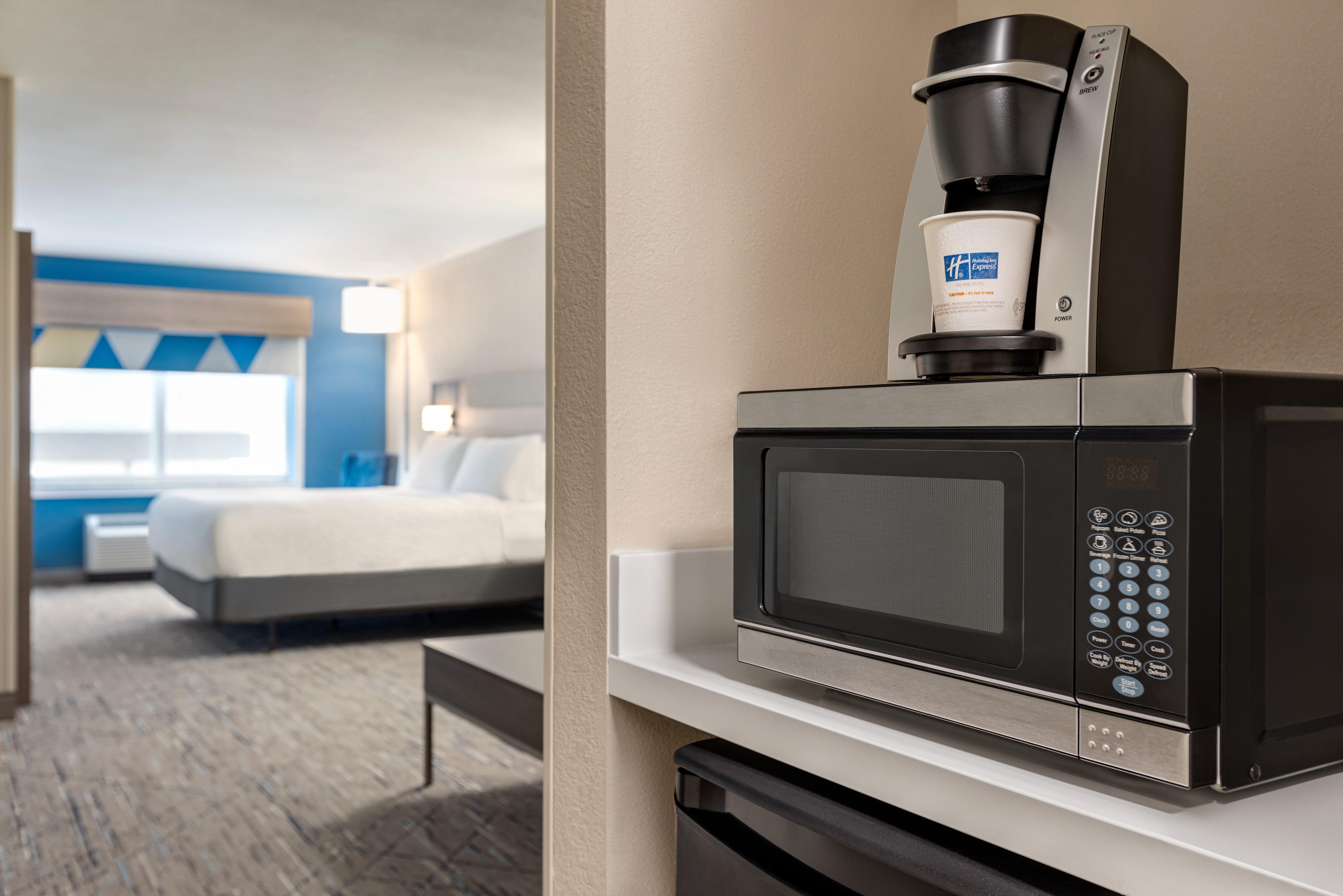 Suite Accessible King Size Bed