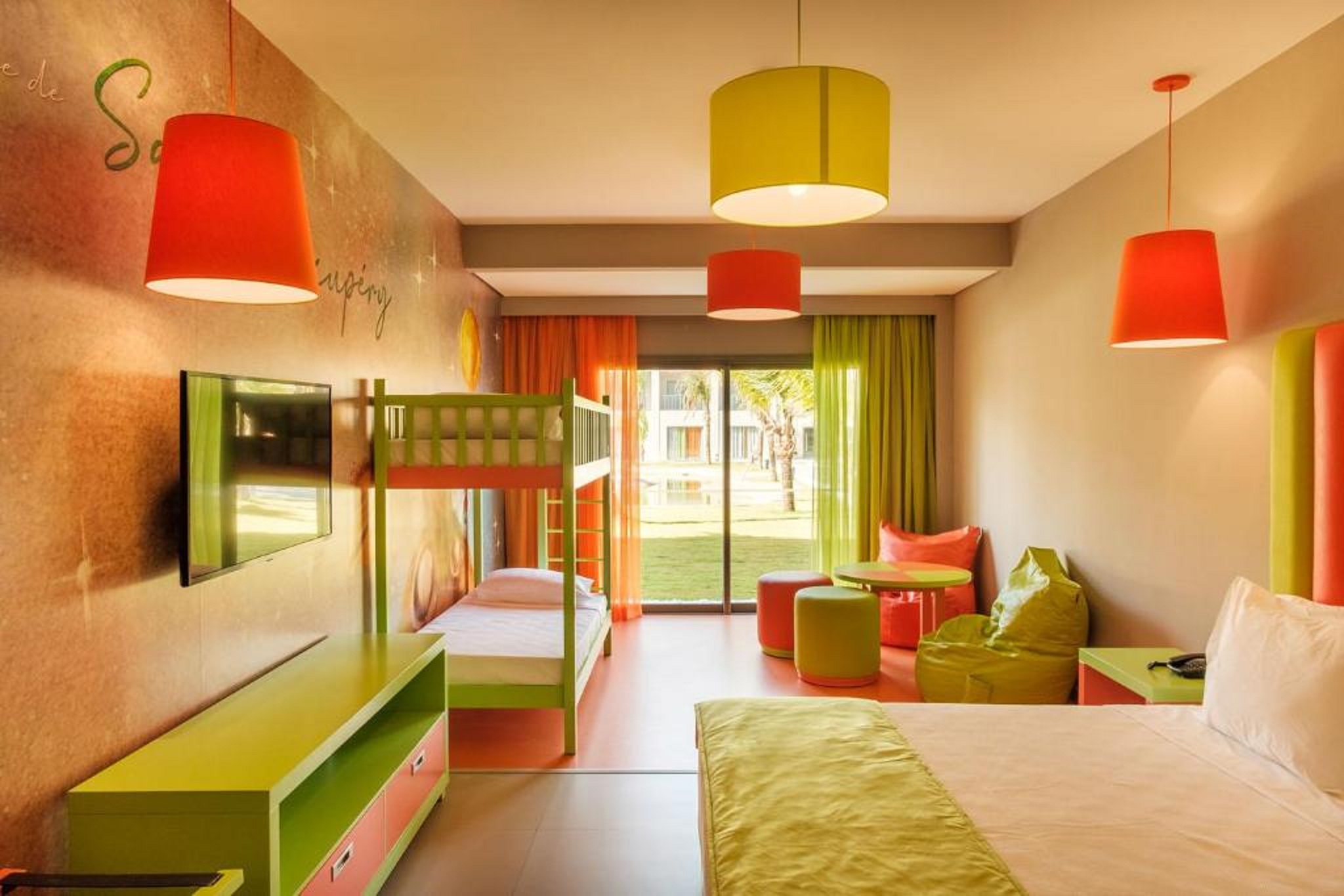 Family Room Capacity 2