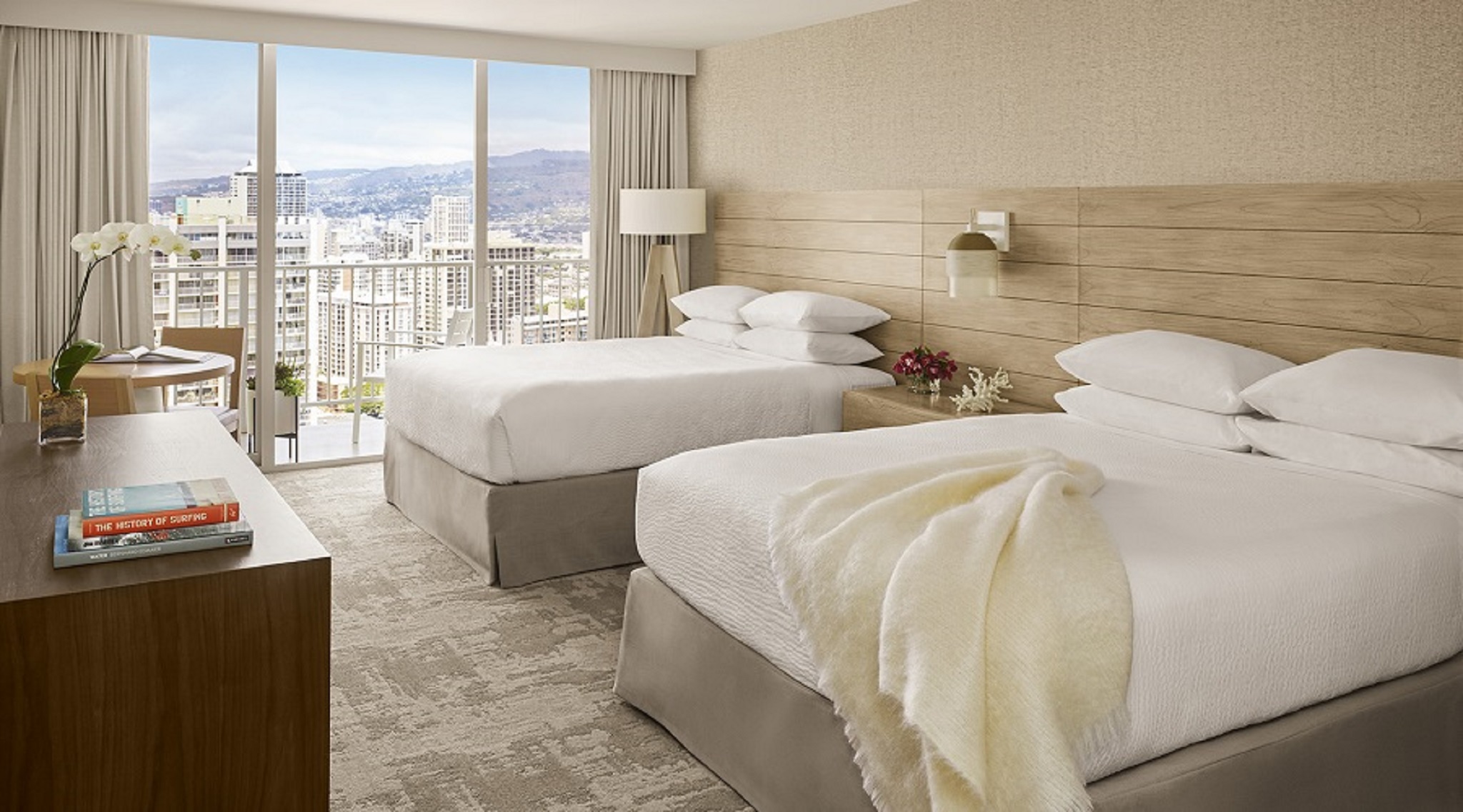 Twin Partial Ocean View Queen Bed