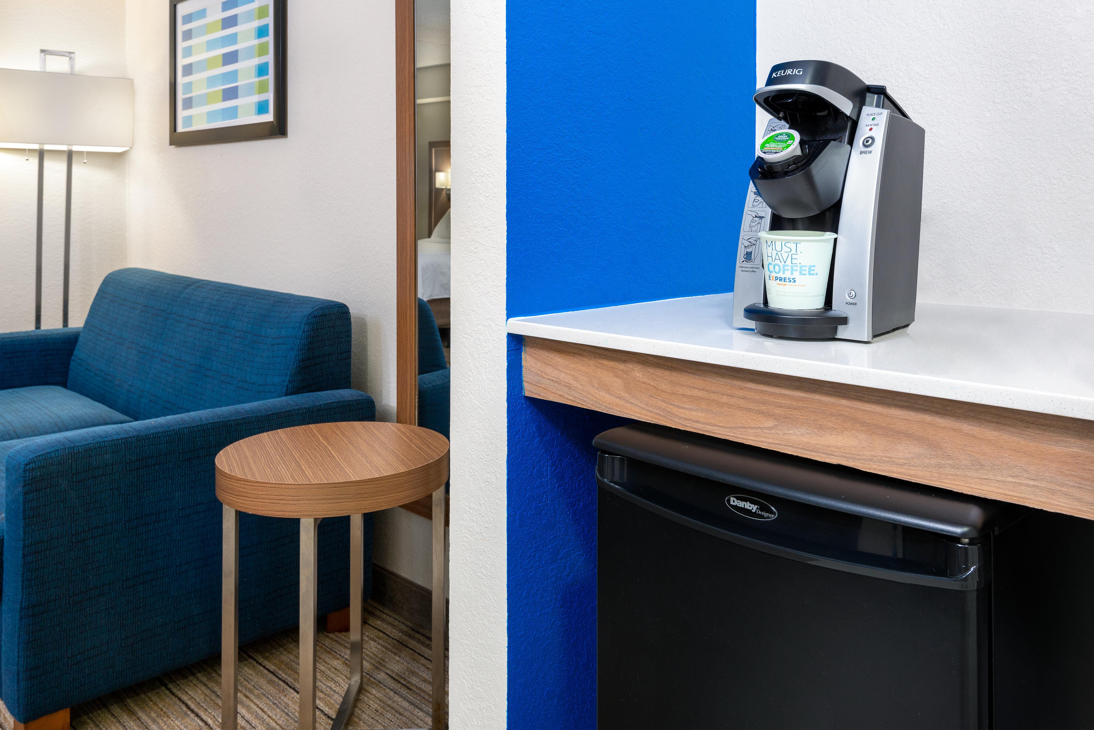 Suite Accessible King Size Bed