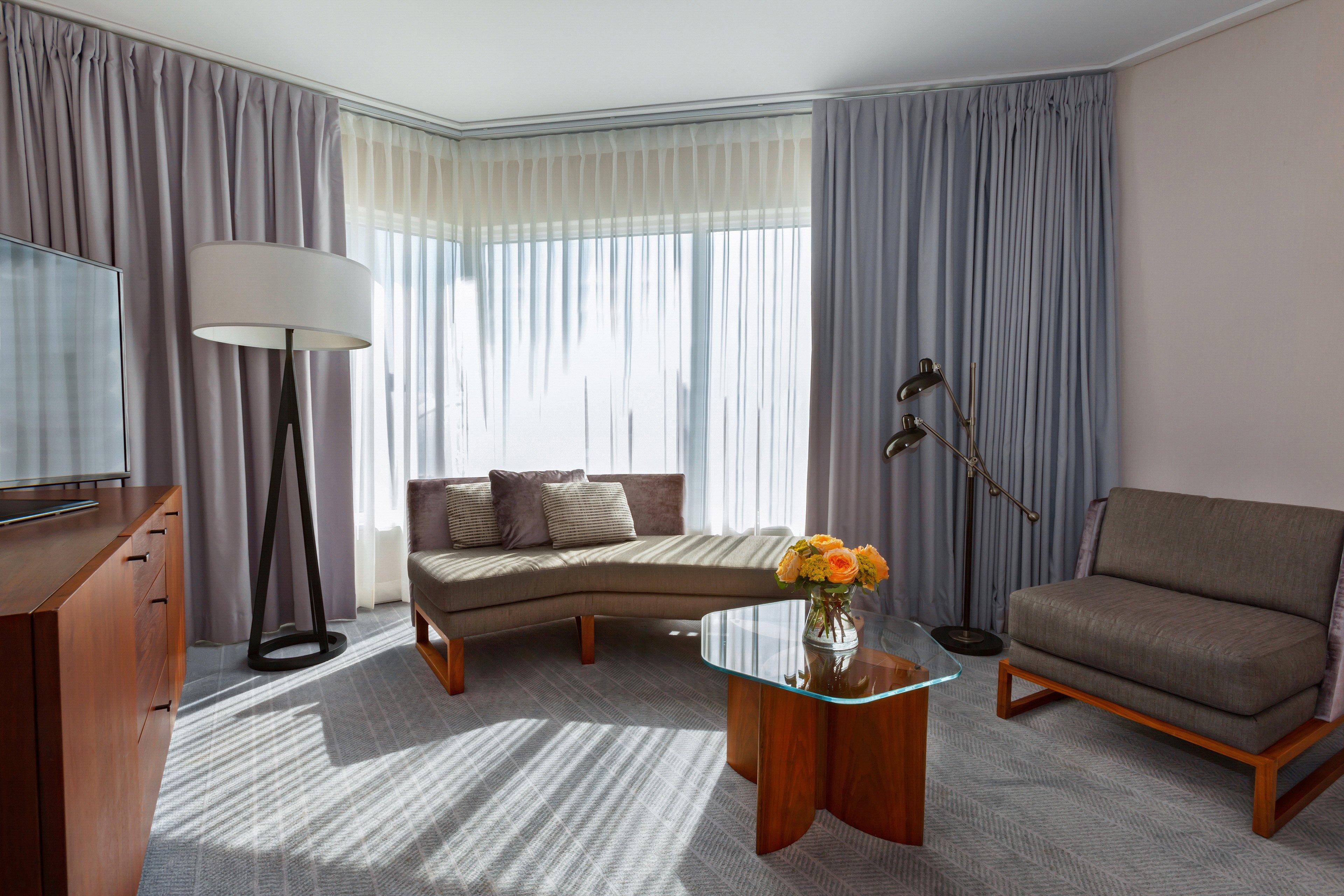 Junior Suite King Size Bed