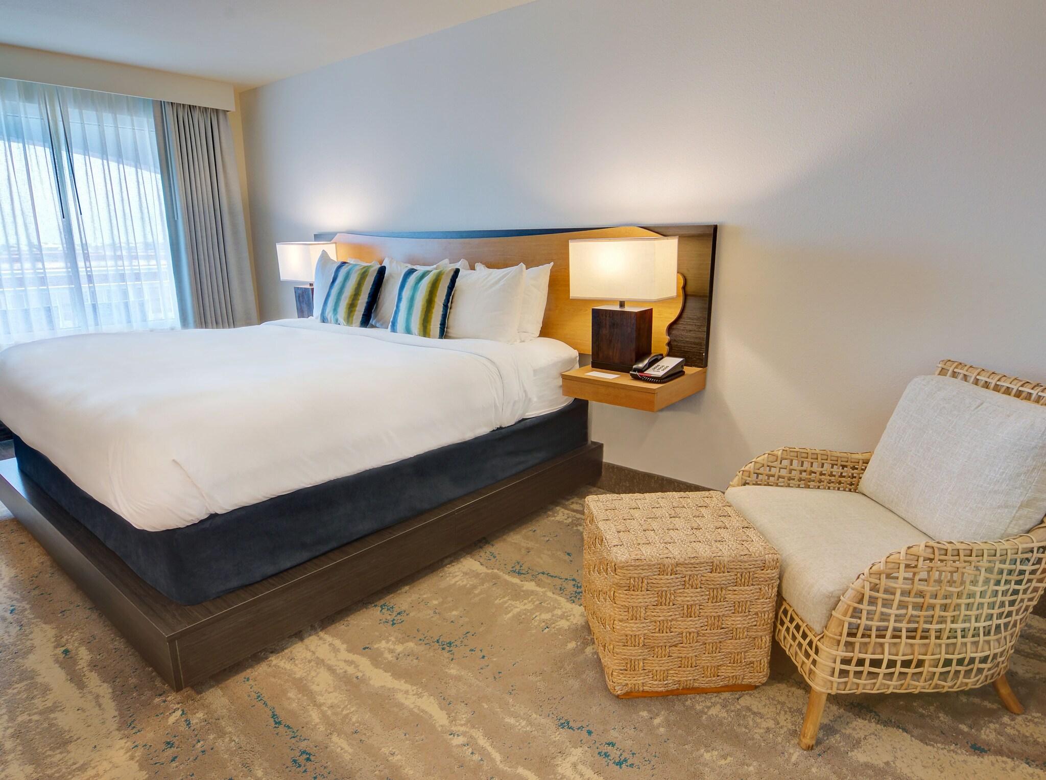 Double Pool View King Bed