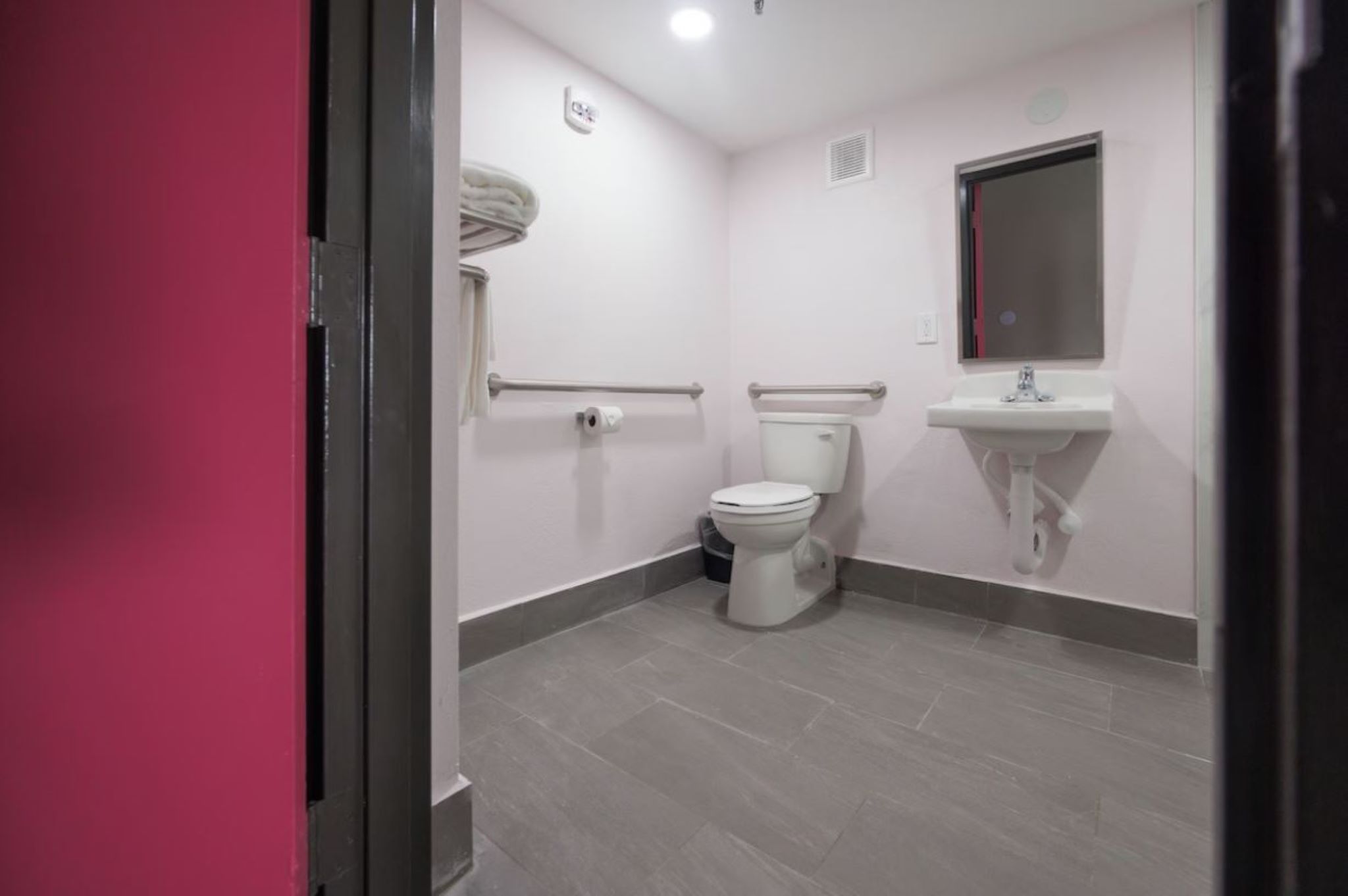 Double Deluxe King Bed