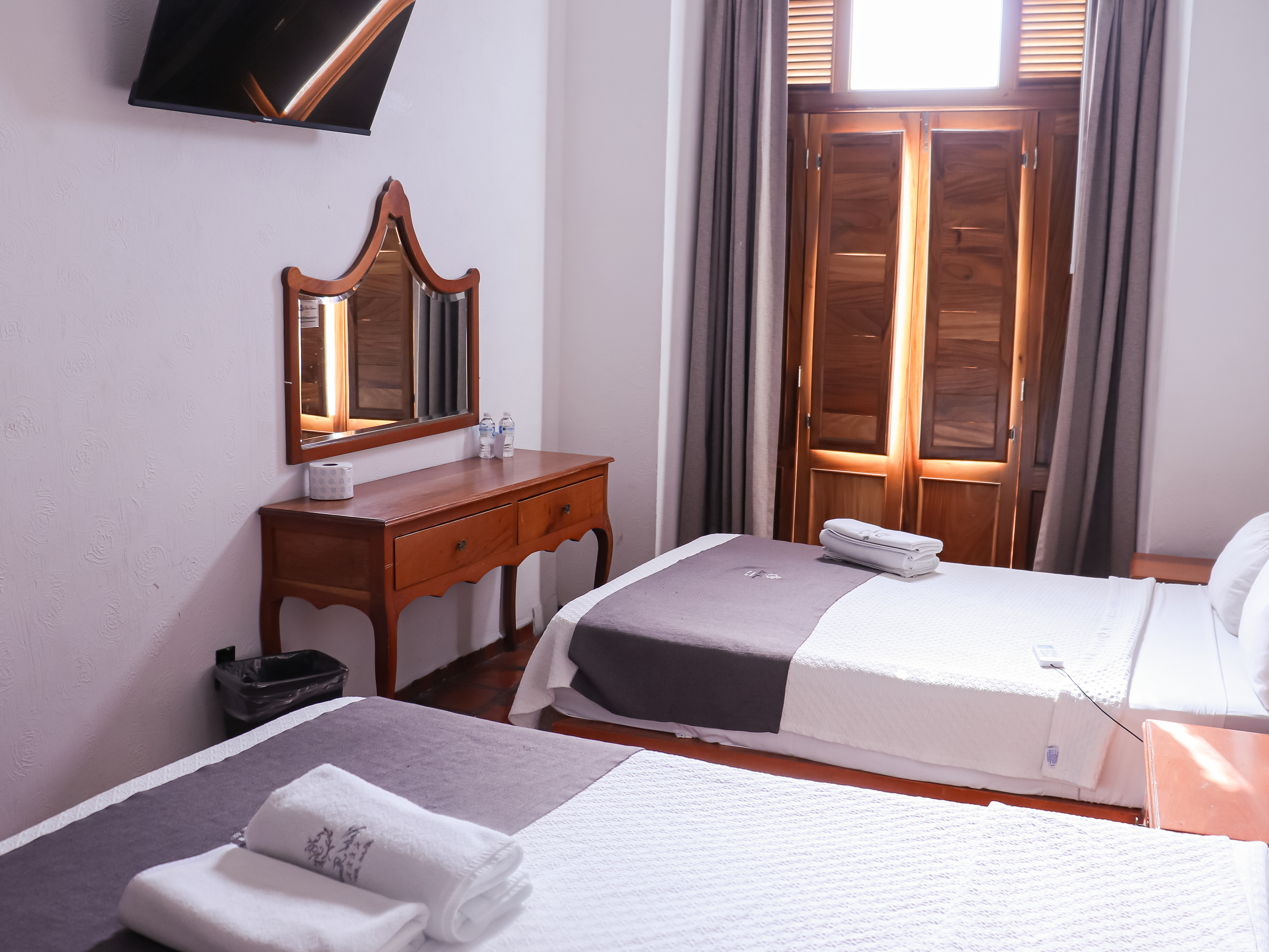 Suite Two Bedrooms with Air Conditioning