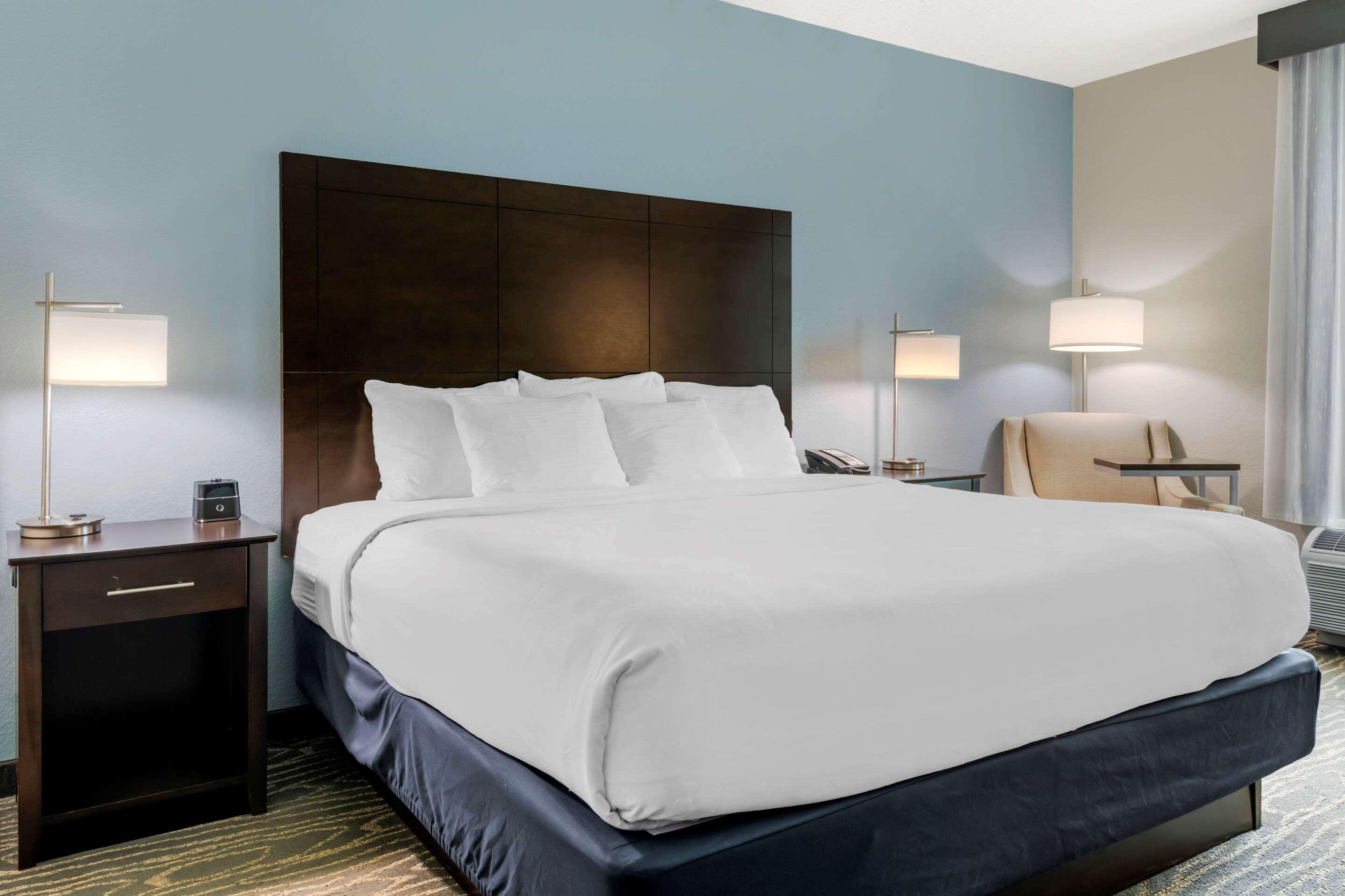 Double Accessible King Size Bed