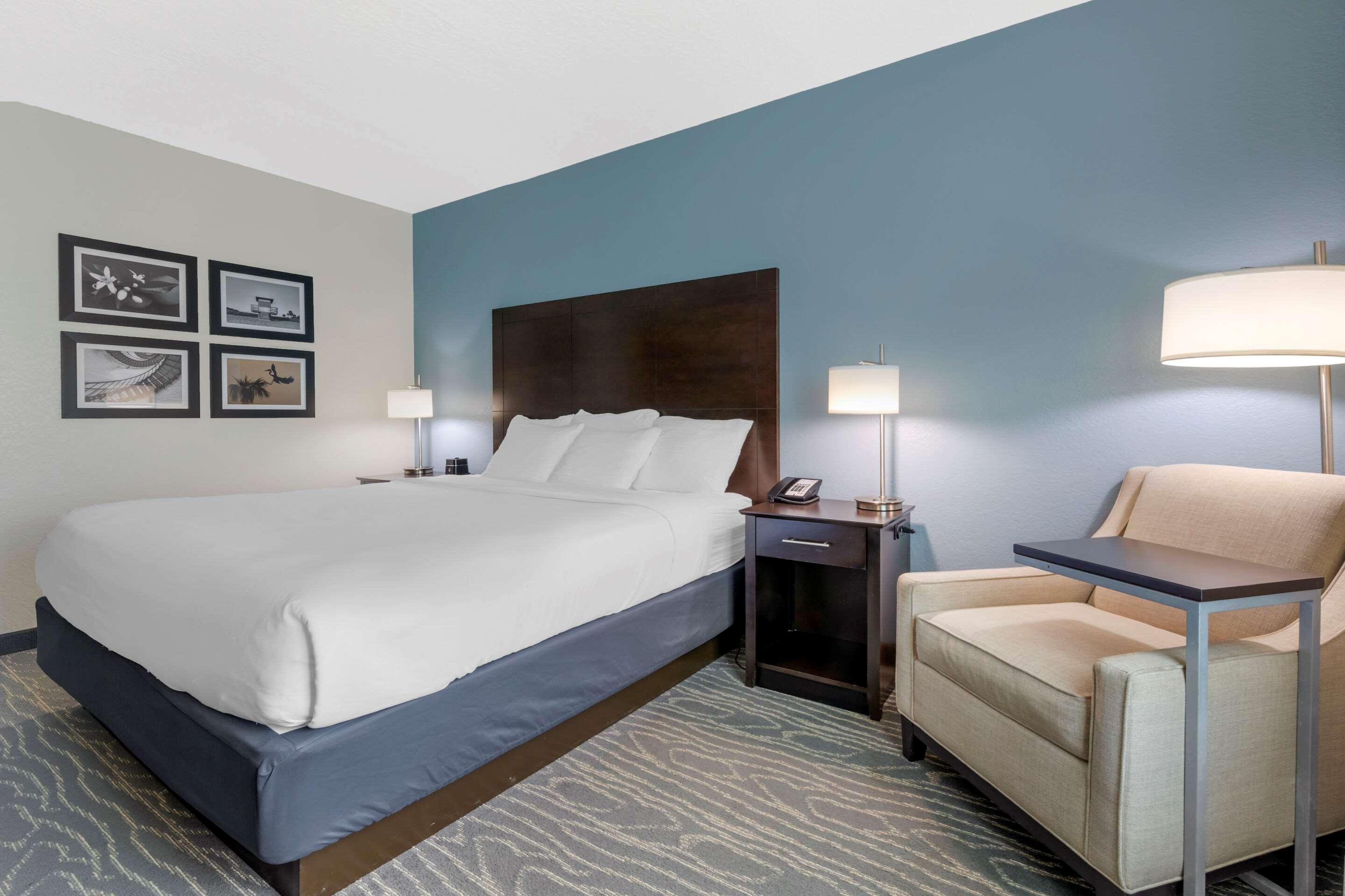 Double Accessible King Size Bed