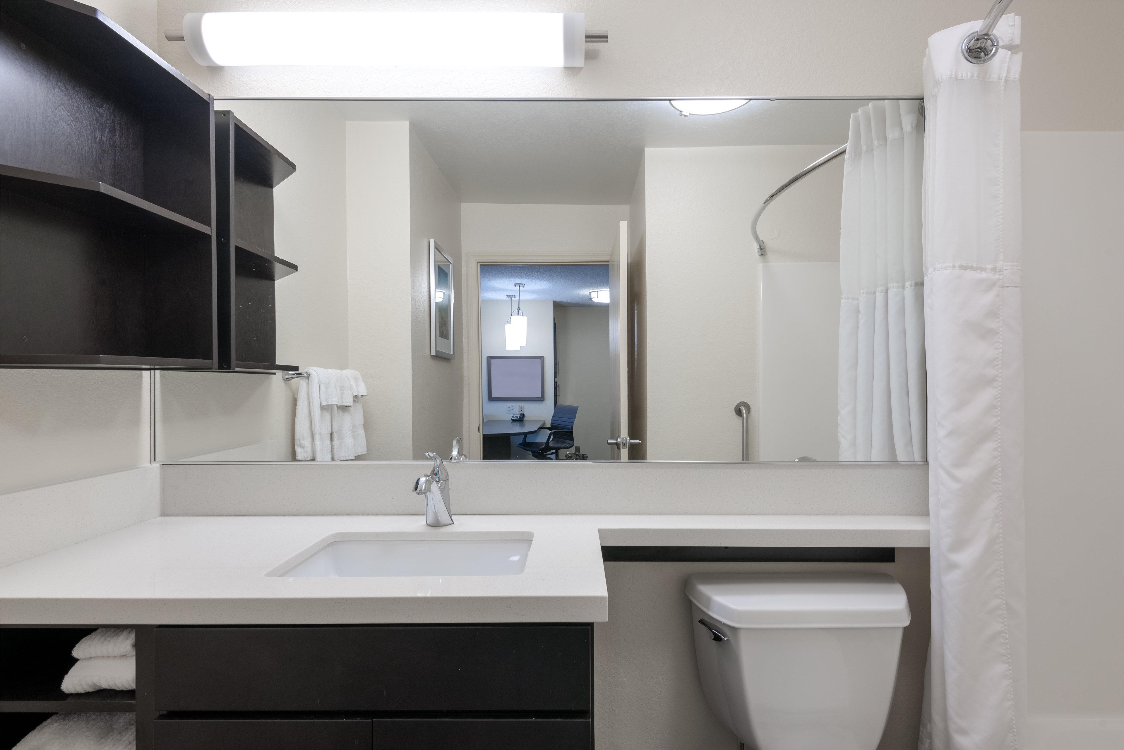 Studio Queen Size Bed