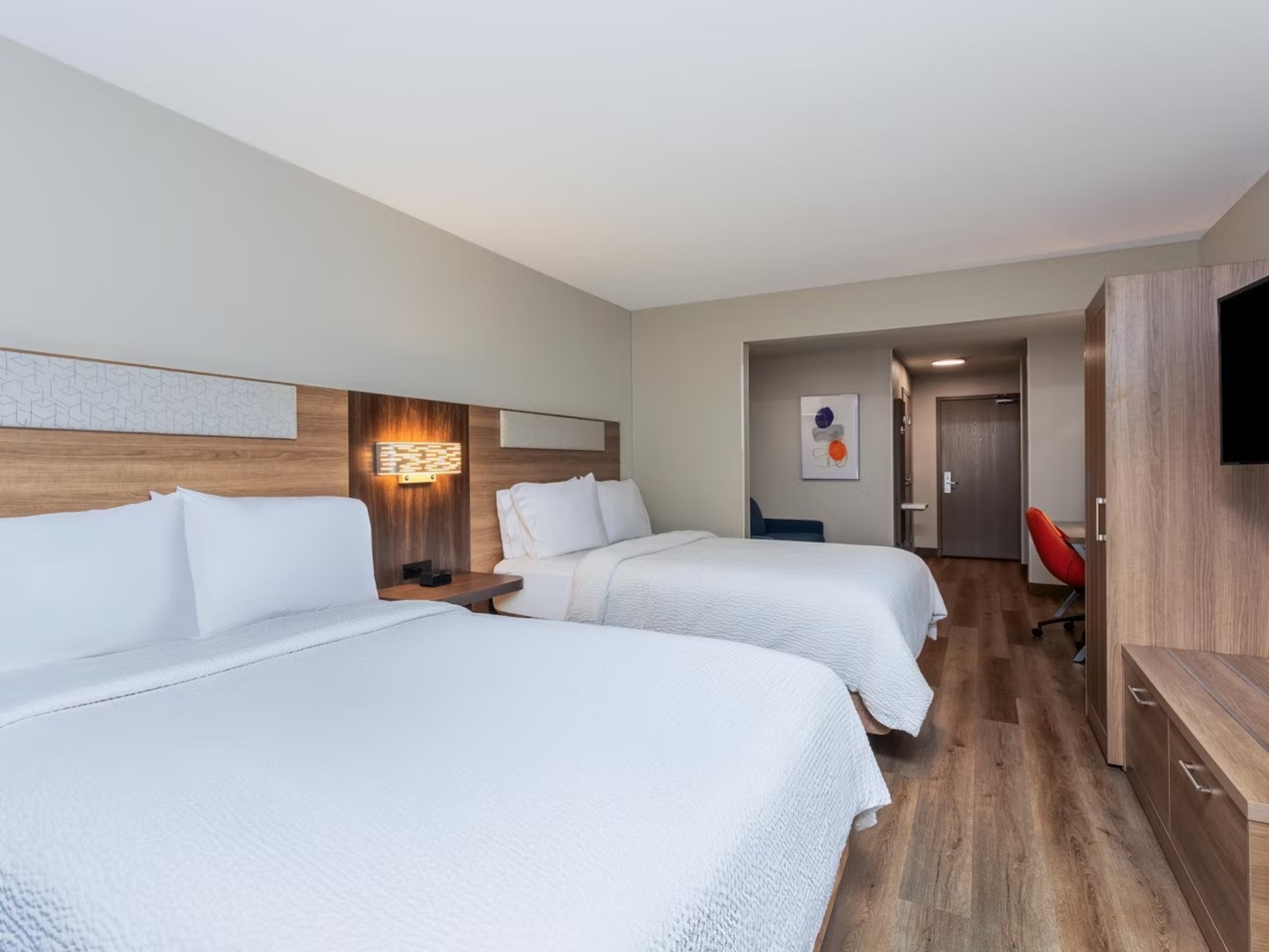 Suite Two Queen Beds