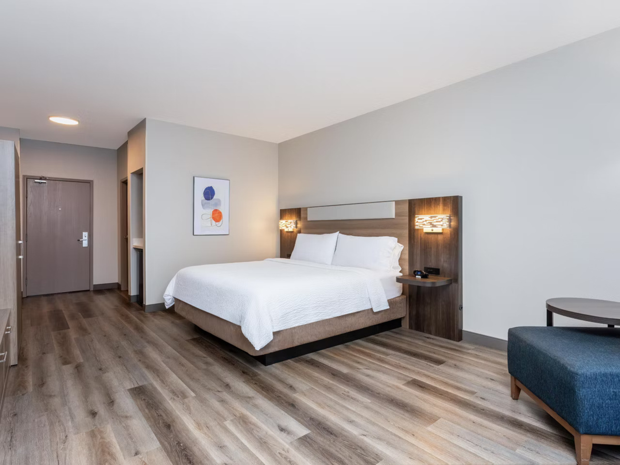 Room Accessible King Size Bed