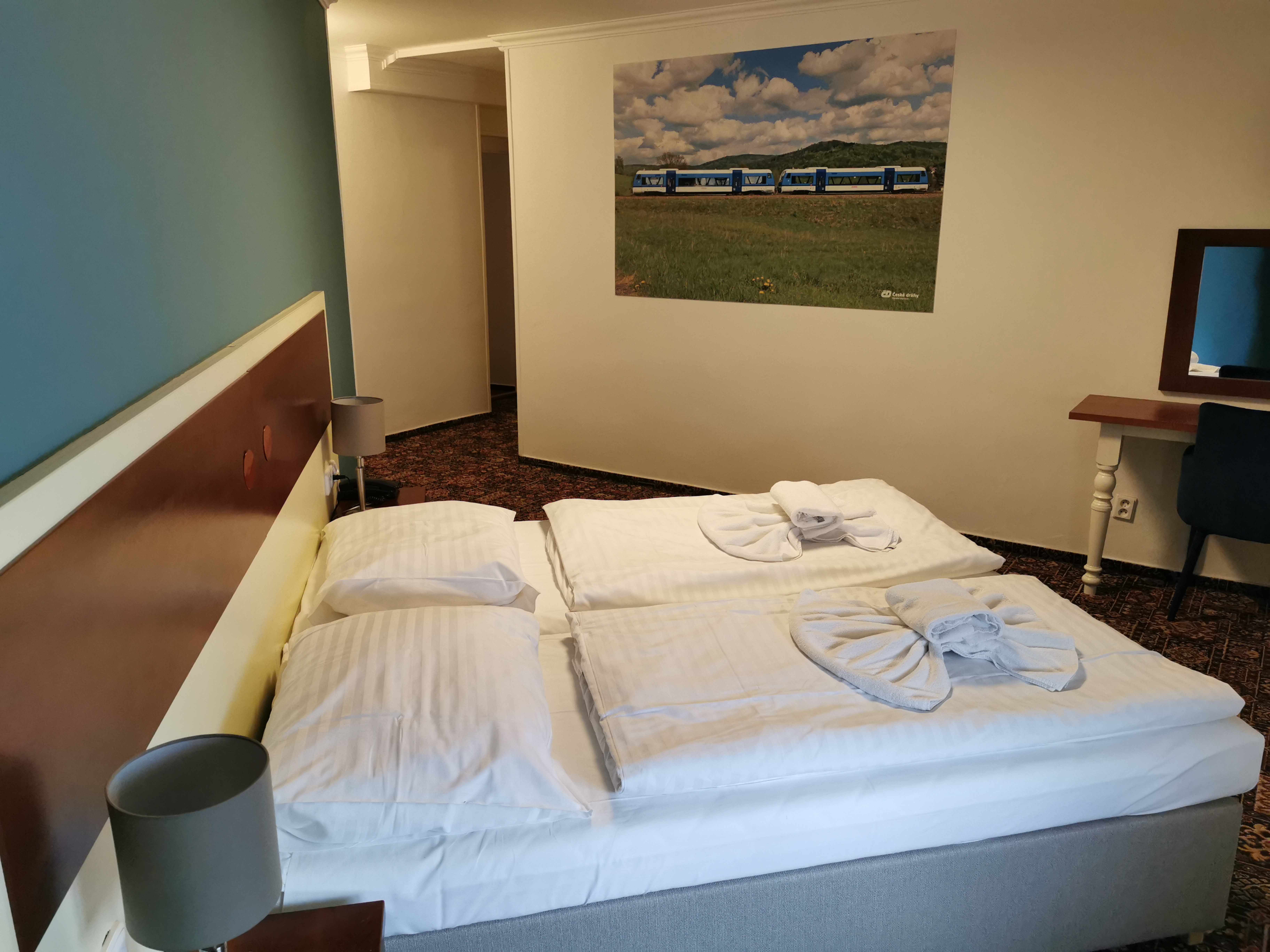 Double or Twin Standard