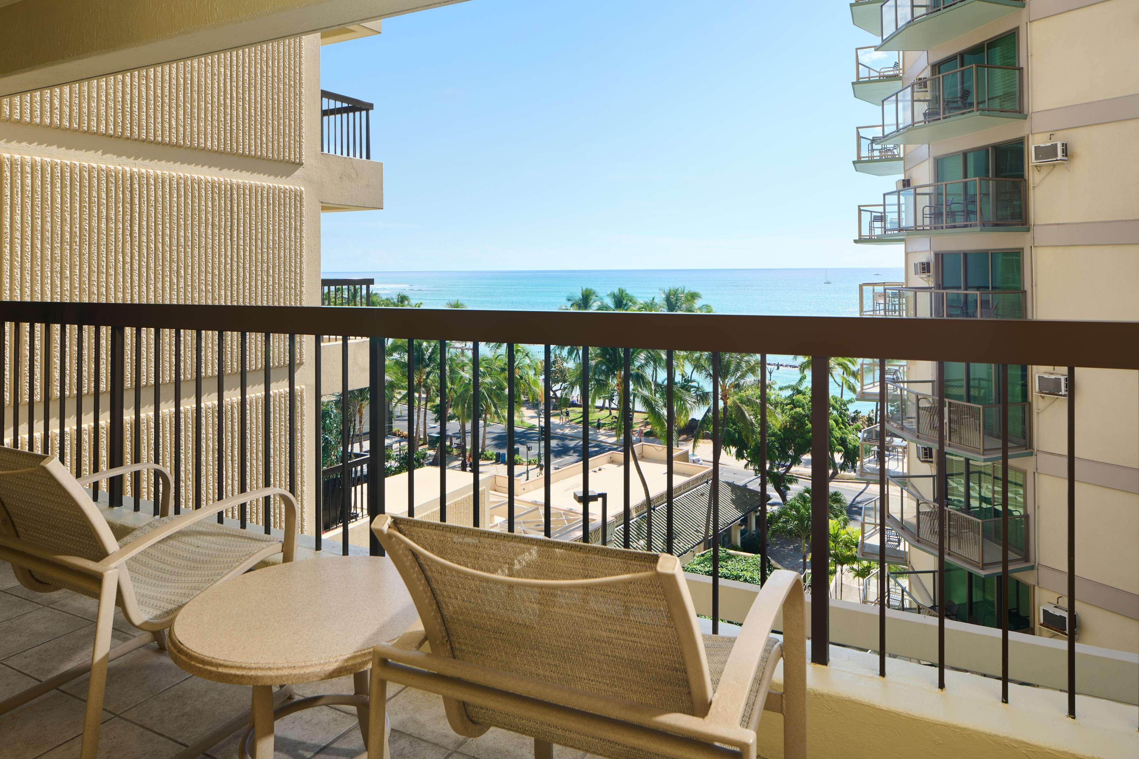 Suite Partial Ocean View Two Bedrooms