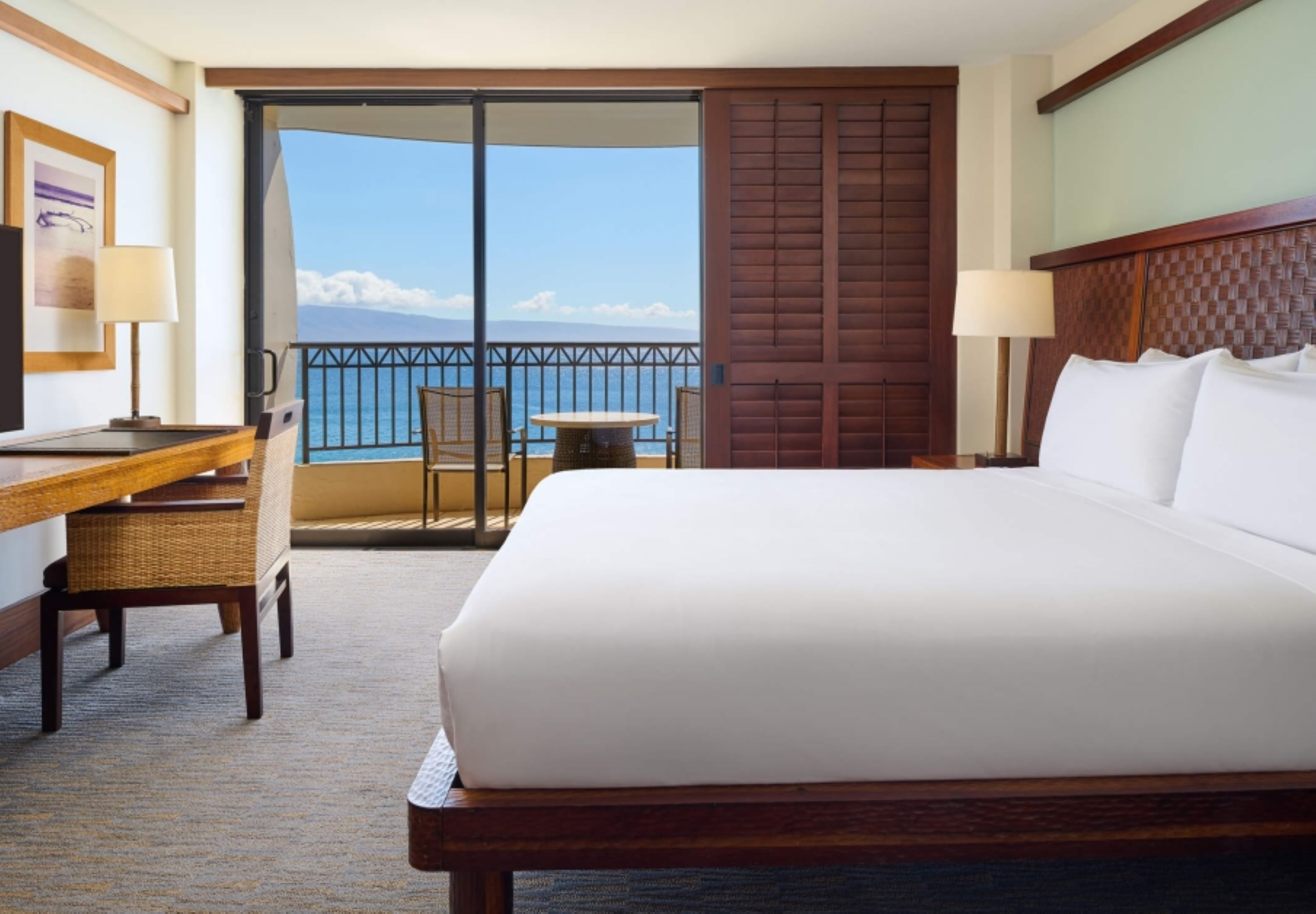 Room Ocean Front King Bed