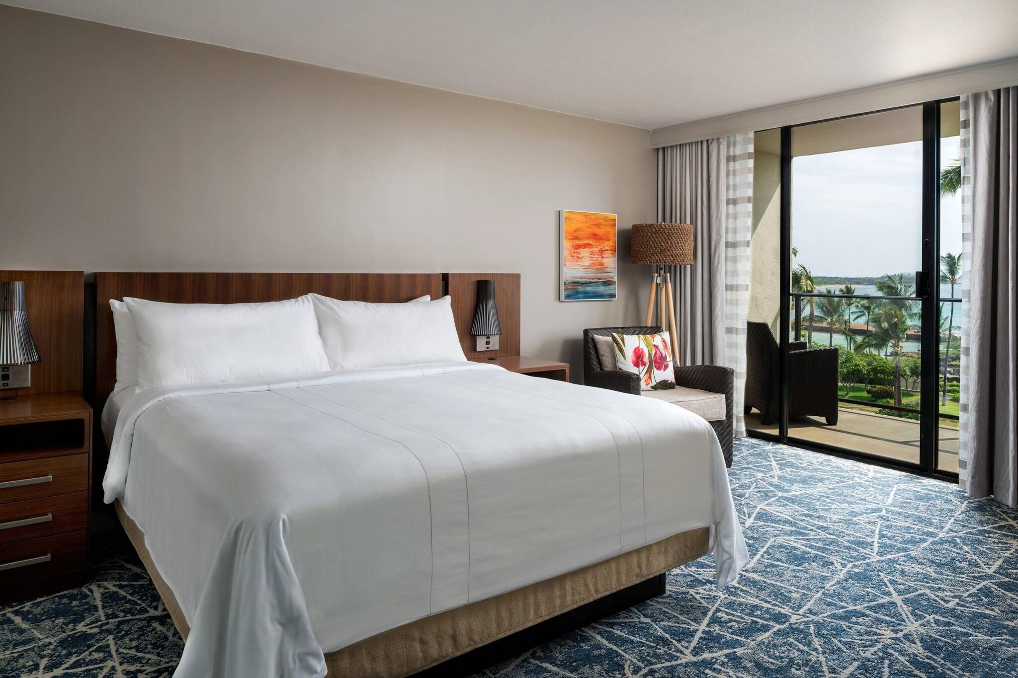 Double Pool View King Bed