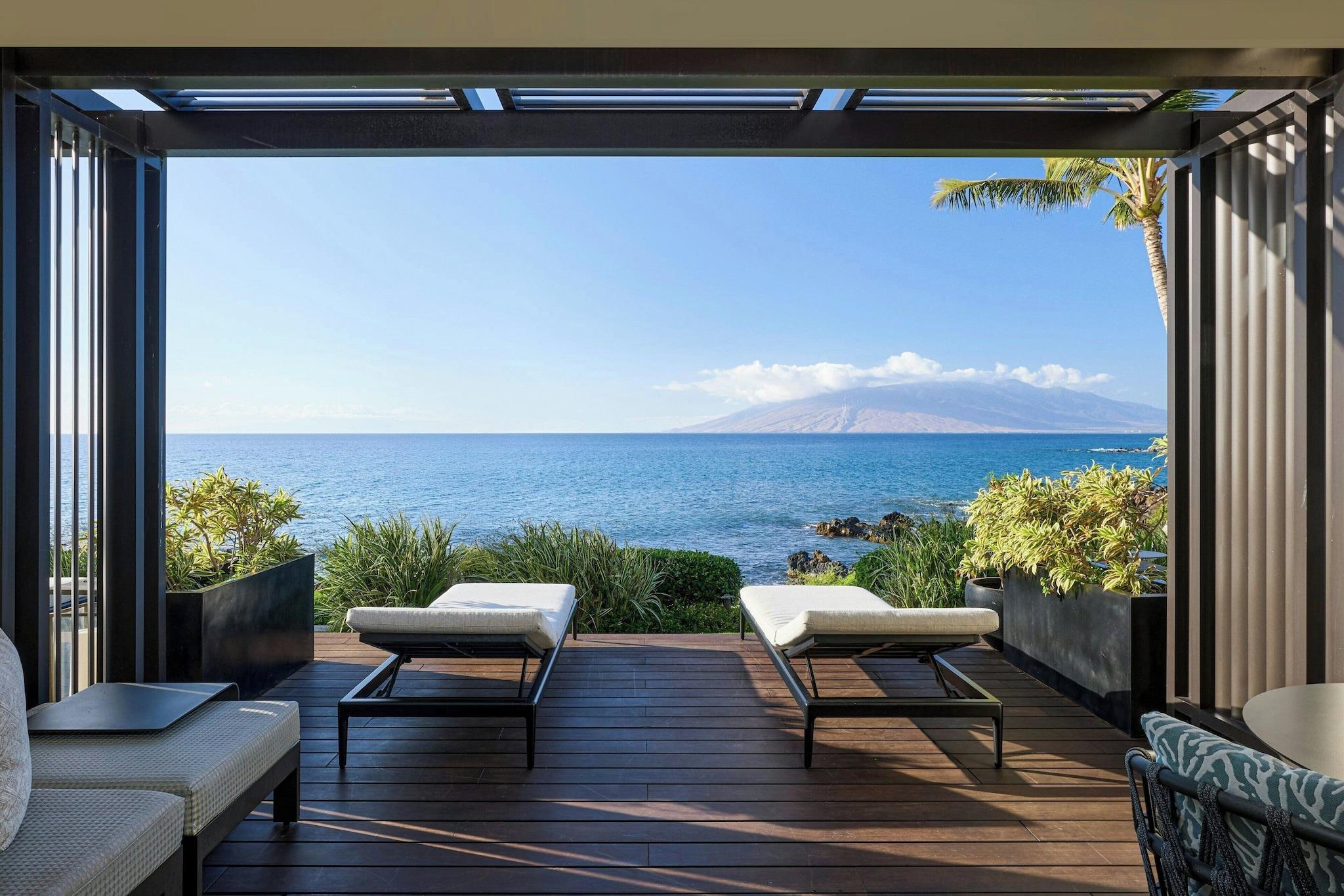 Double Ocean Front King Bed