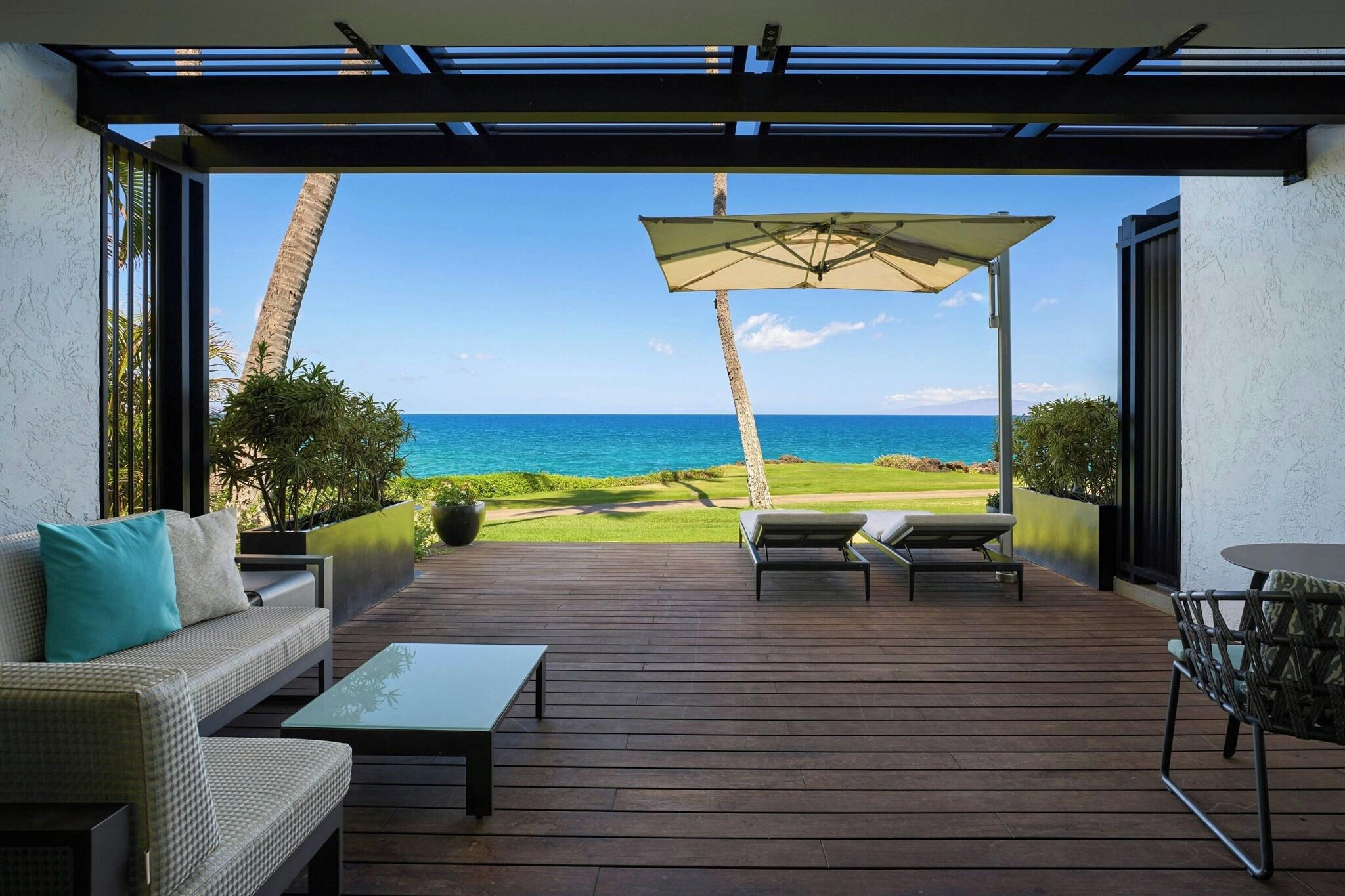 Junior Suite Ocean Front King Bed